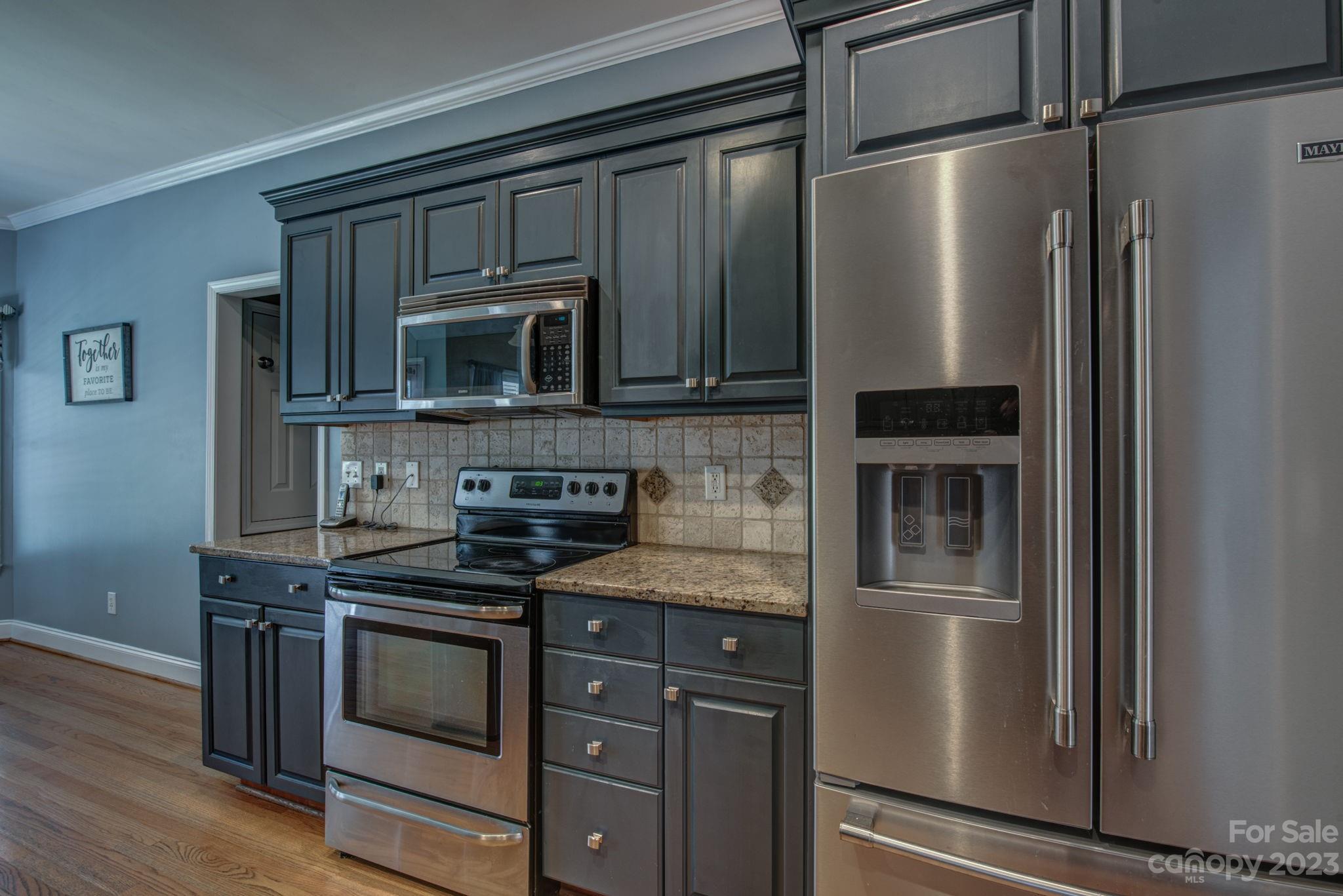 5269 Hickory Knoll Lane