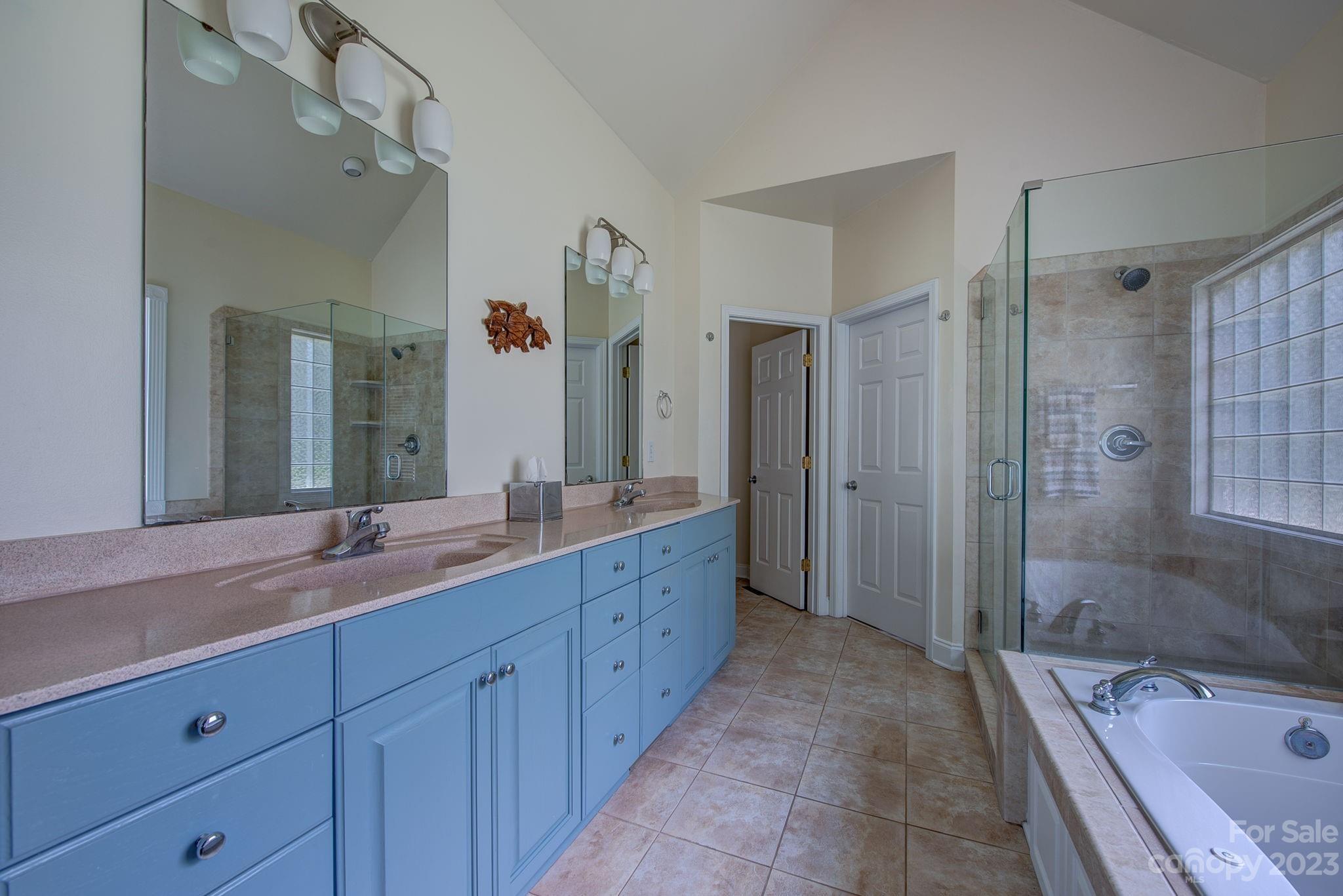 5269 Hickory Knoll Lane