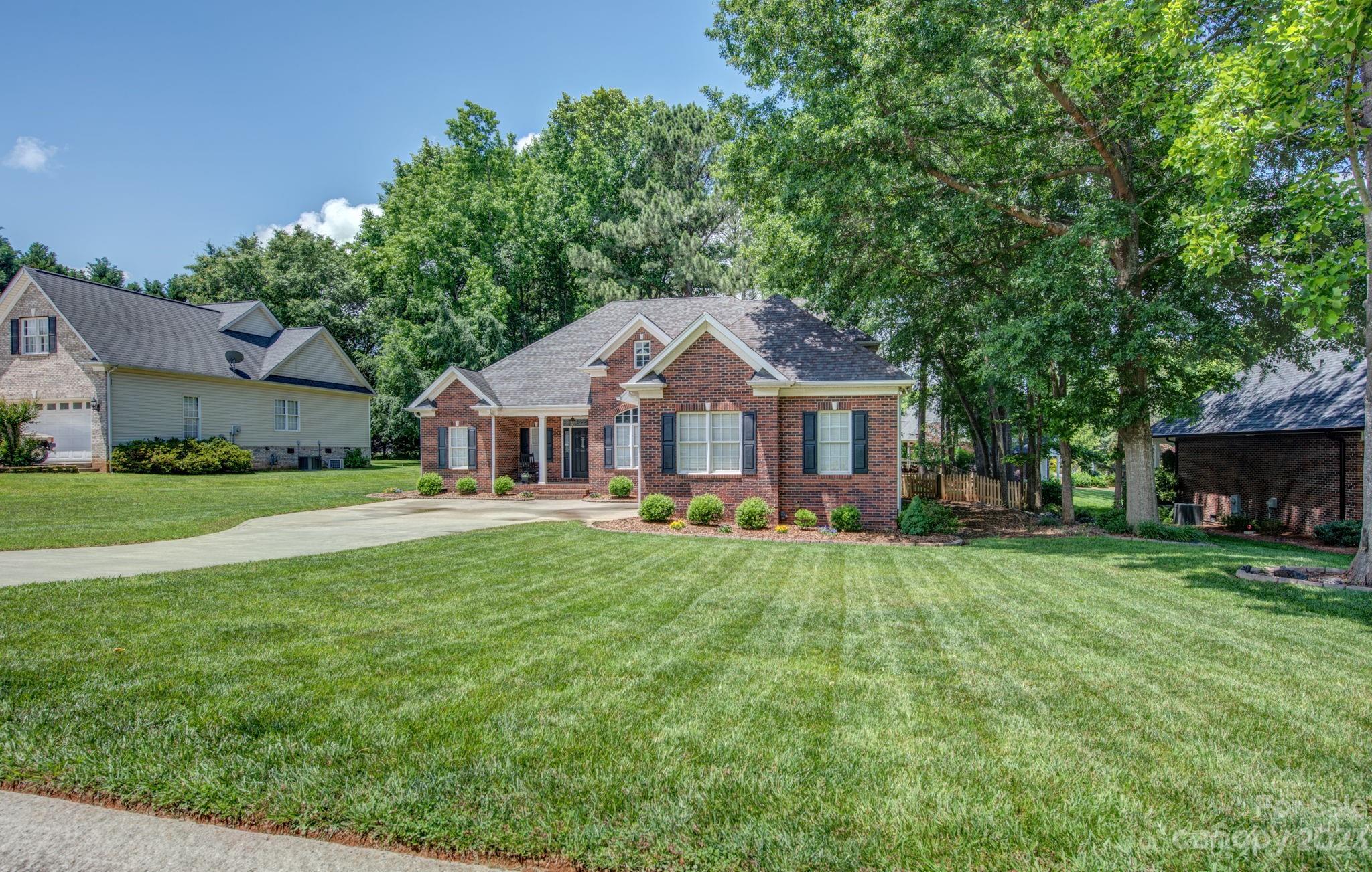 5269 Hickory Knoll Lane
