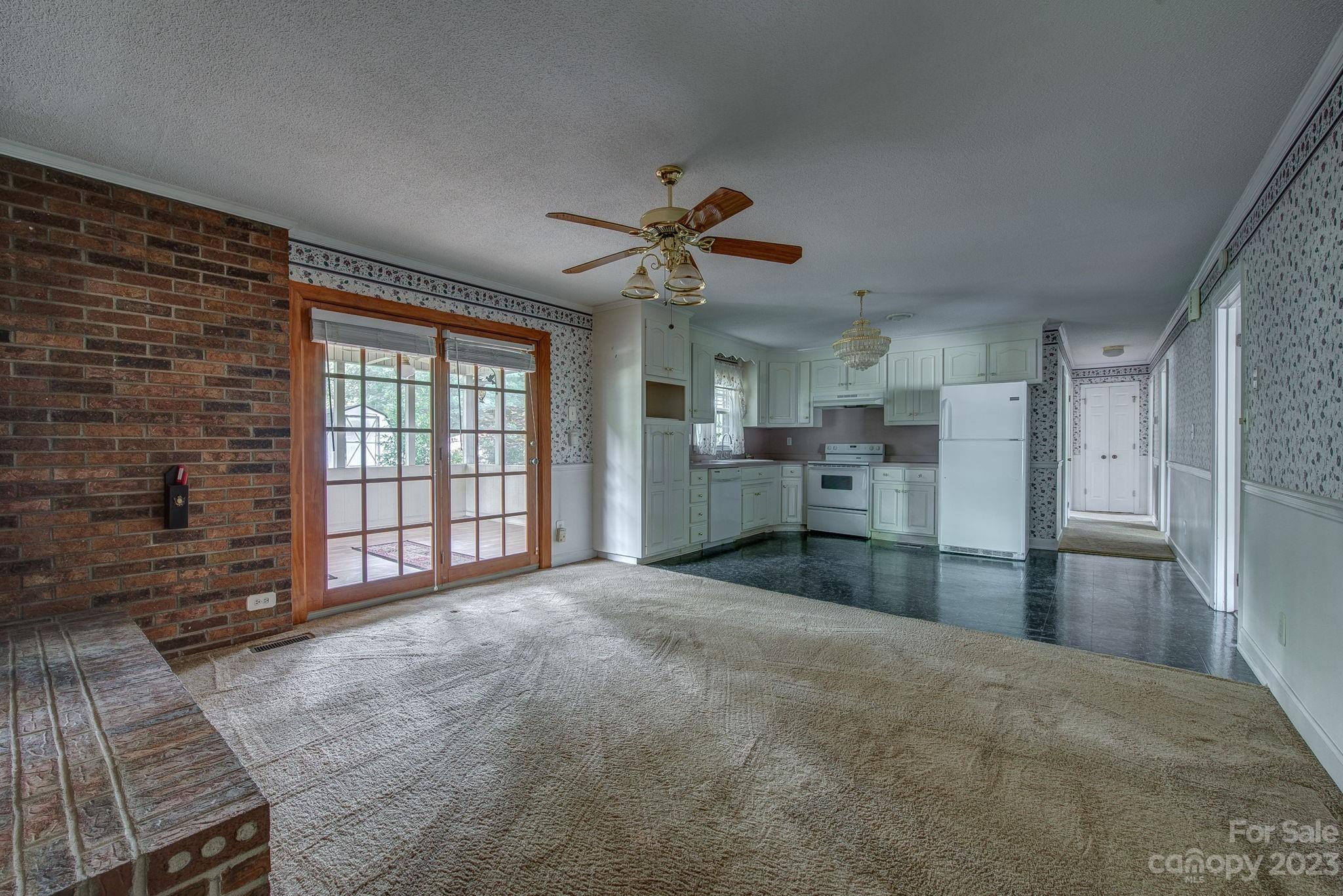 4300 Dawnwood Drive