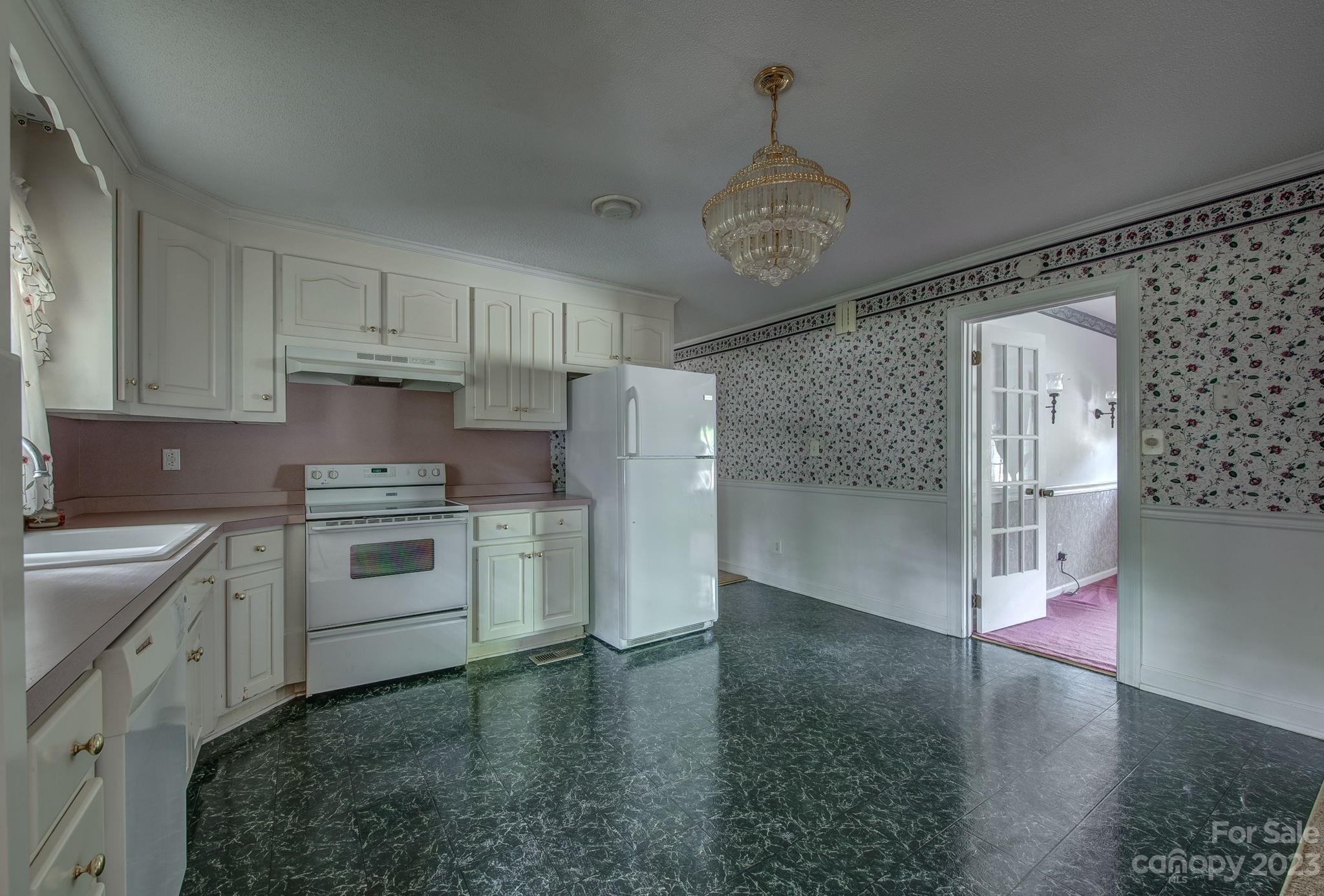 4300 Dawnwood Drive