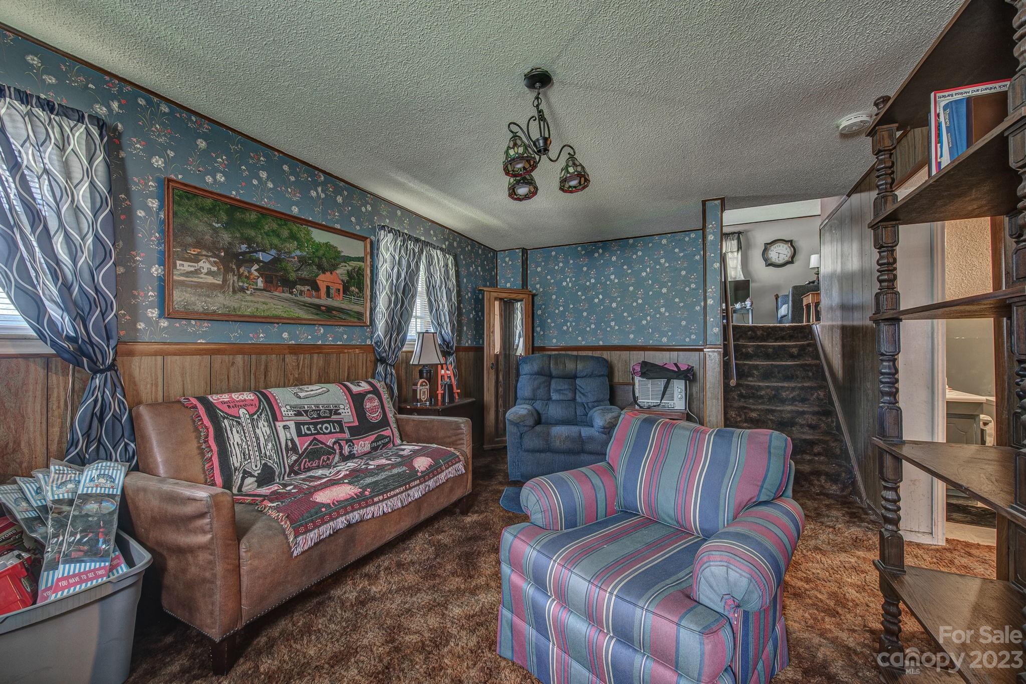 101 Shady Bluff Drive