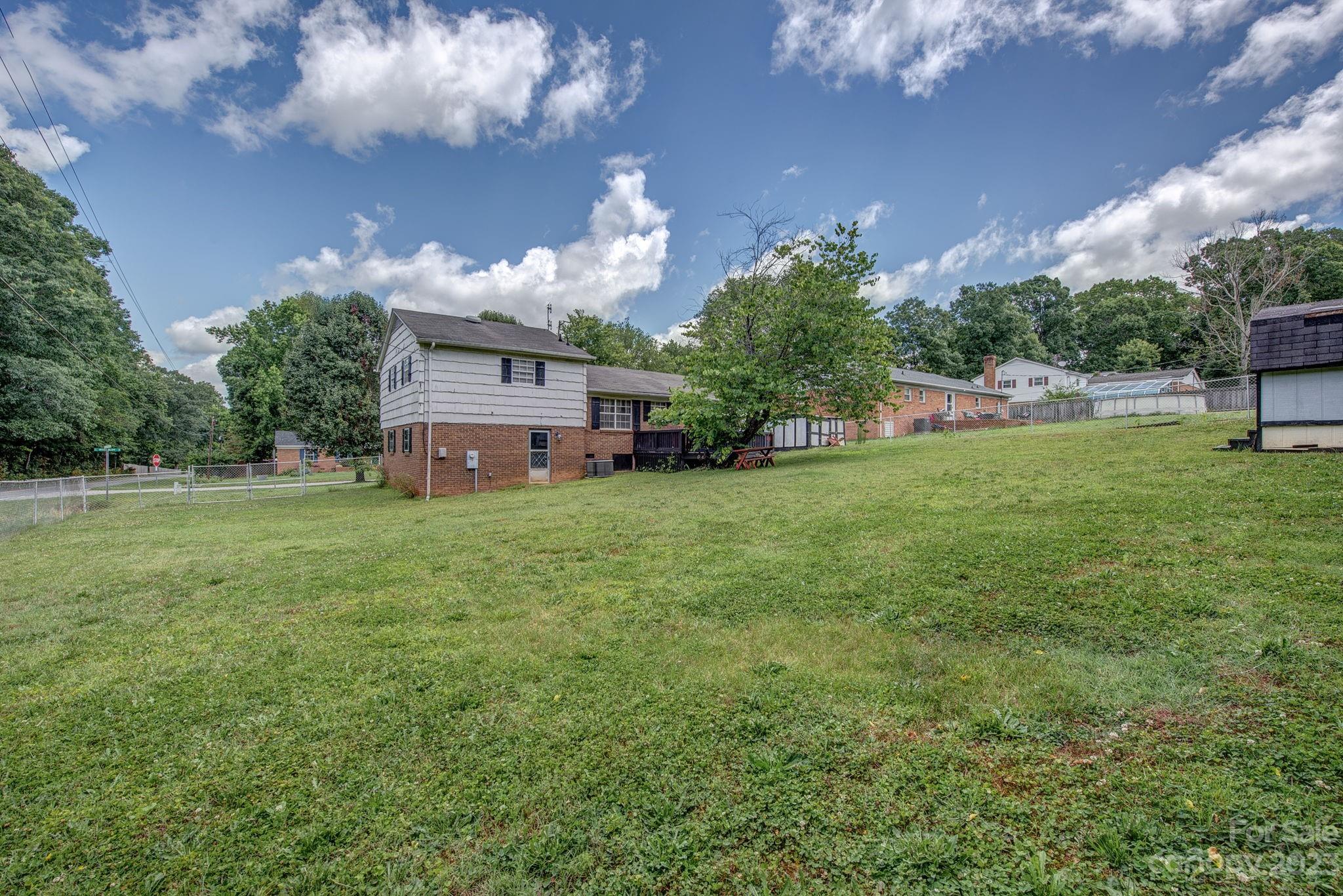 101 Shady Bluff Drive