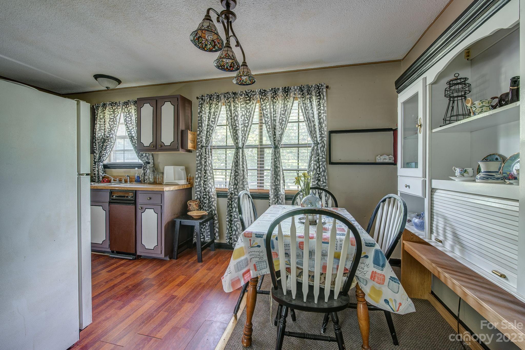 101 Shady Bluff Drive