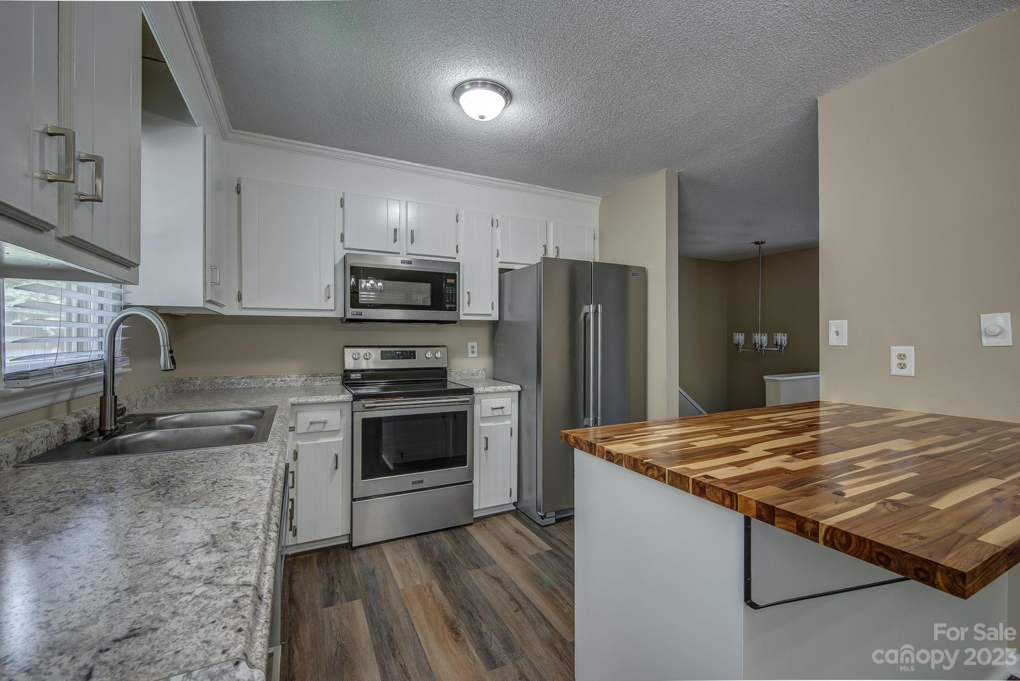 1217 Brookwood Drive
