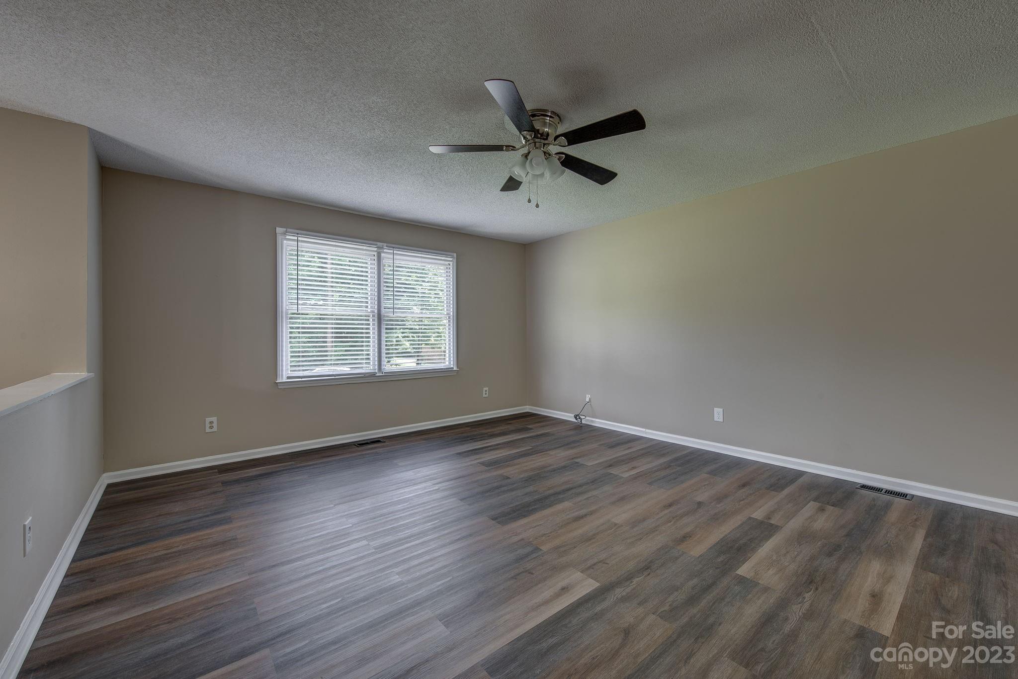 1217 Brookwood Drive