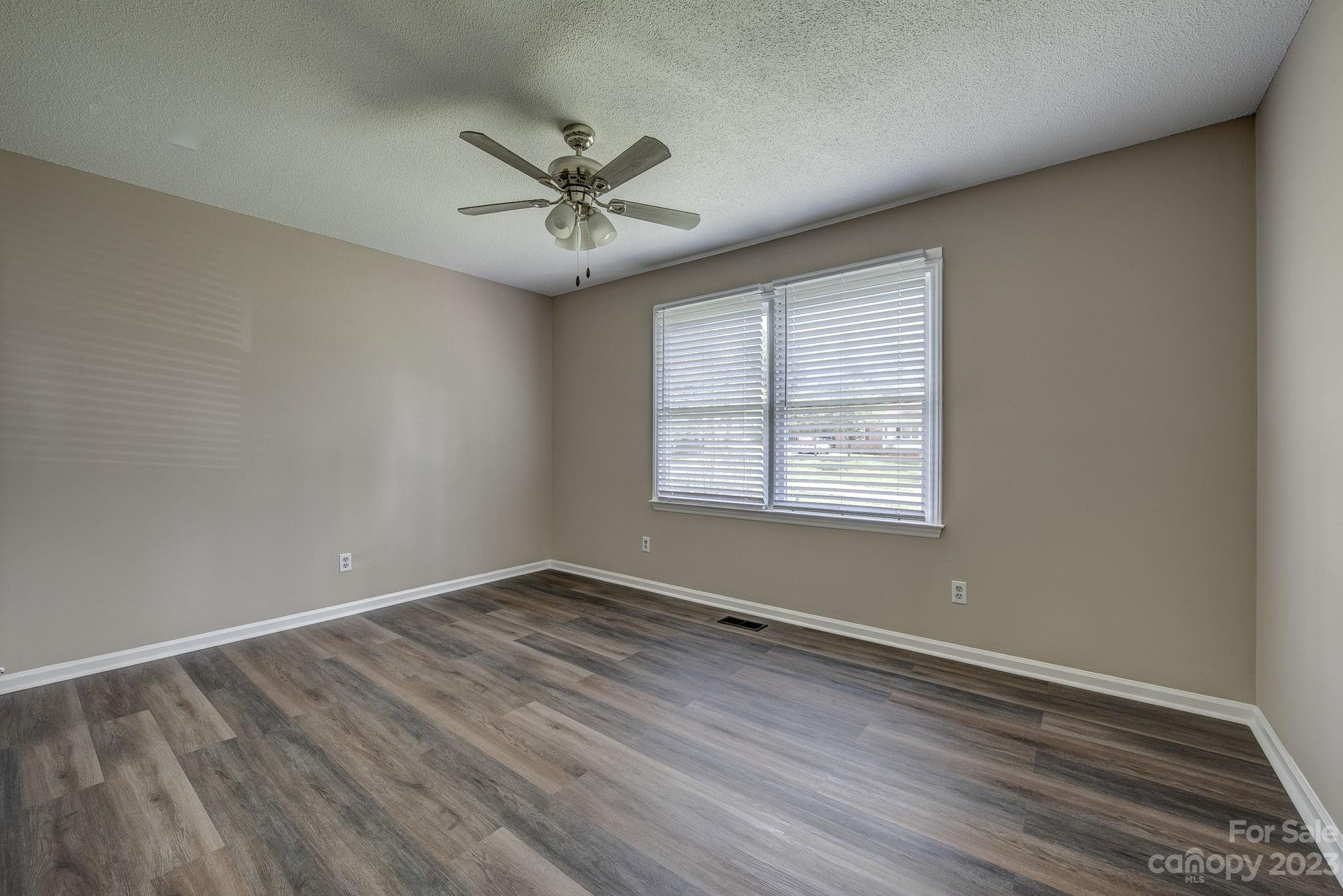 1217 Brookwood Drive