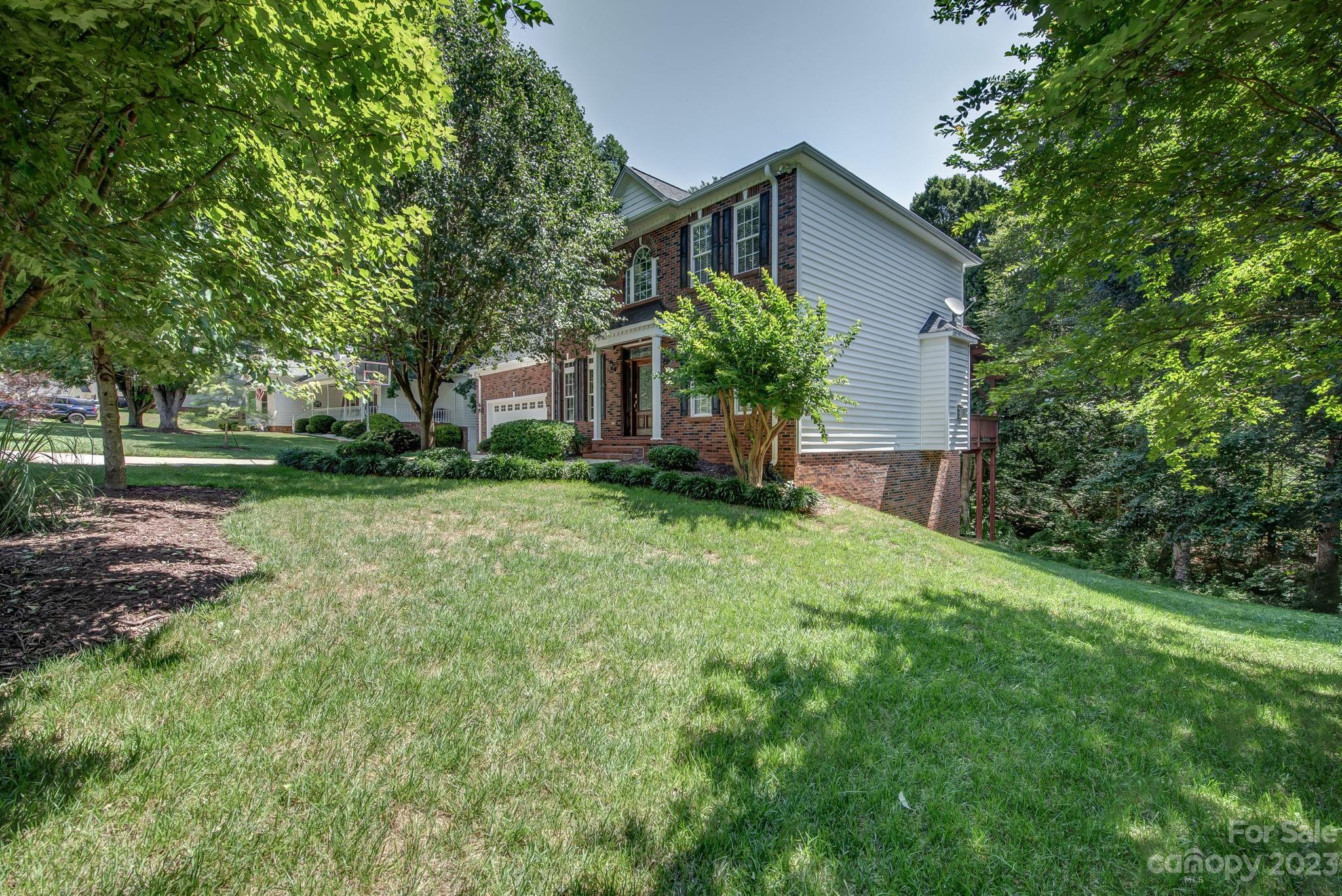 1625 Stallion Way