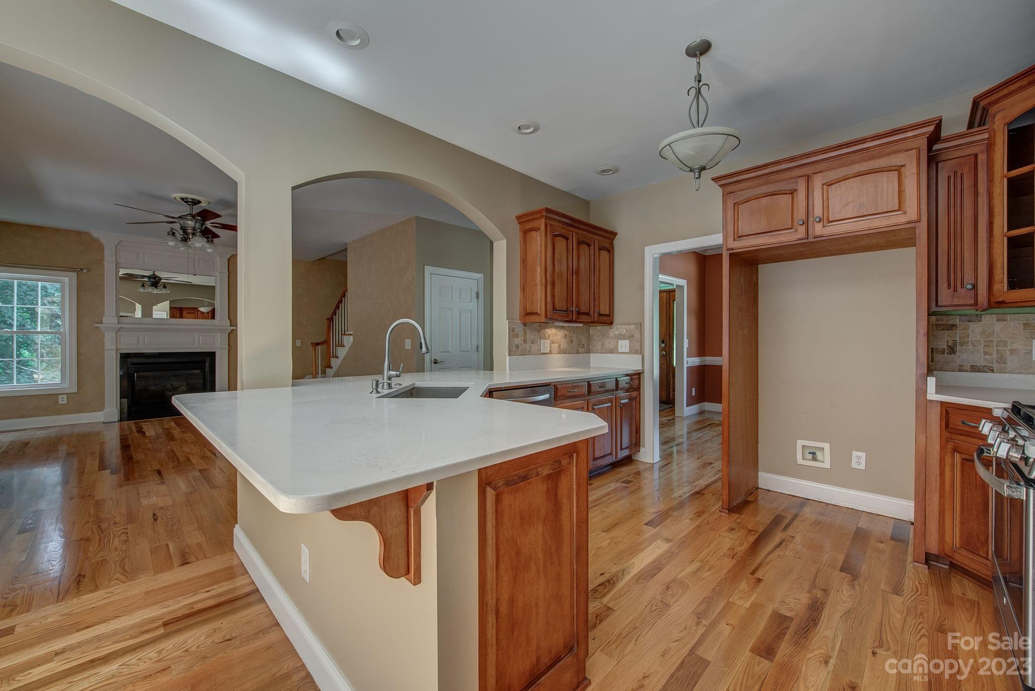 1625 Stallion Way