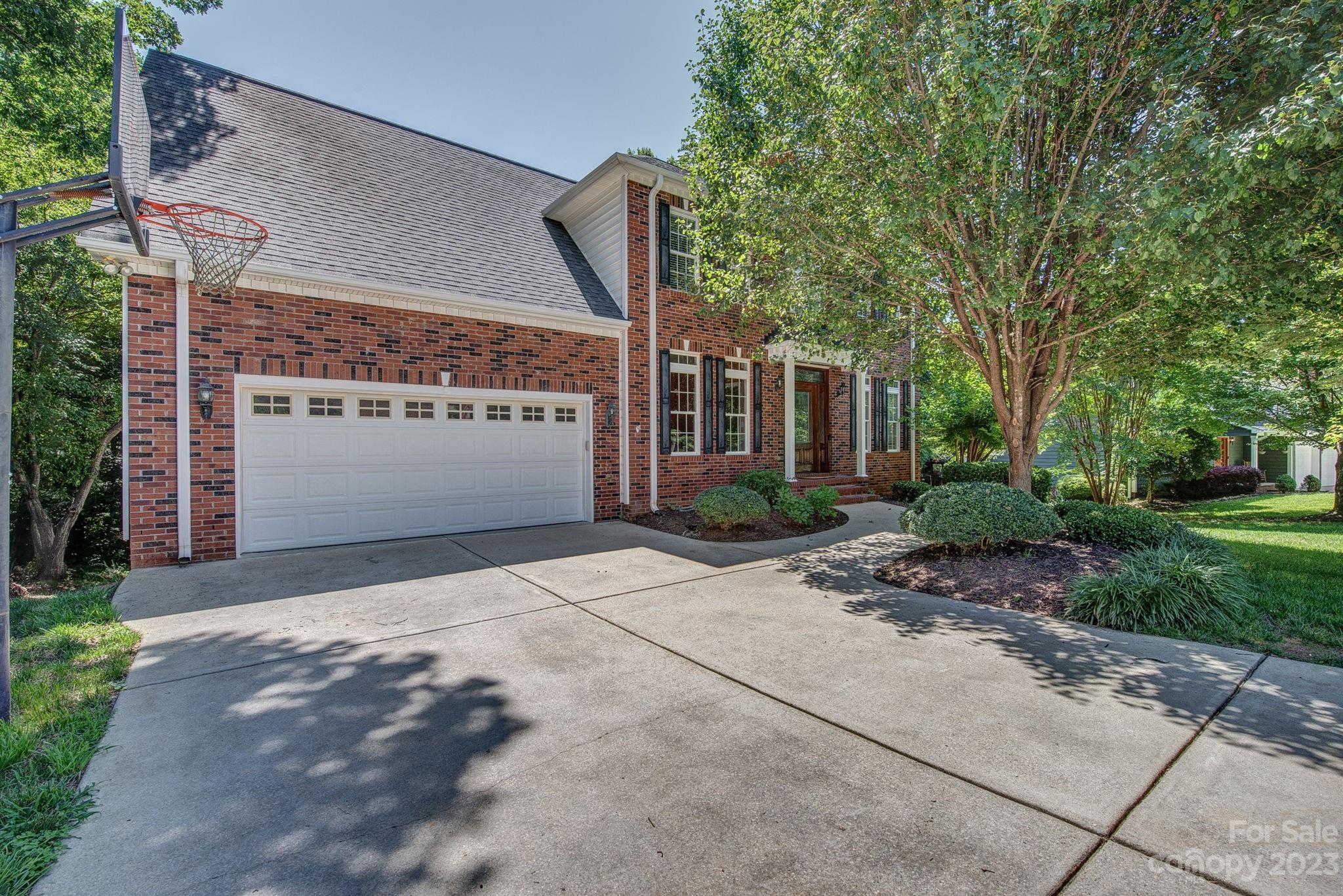 1625 Stallion Way