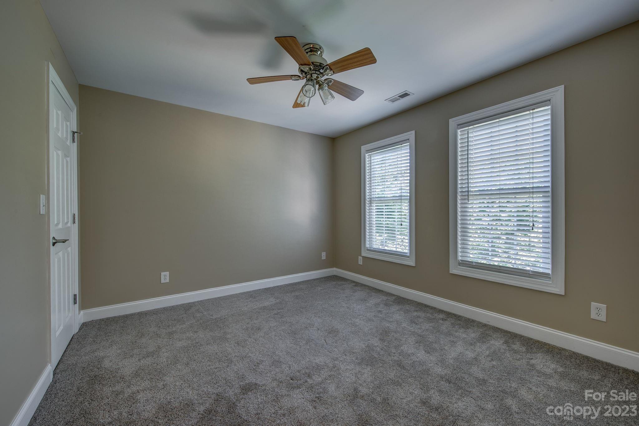 1625 Stallion Way