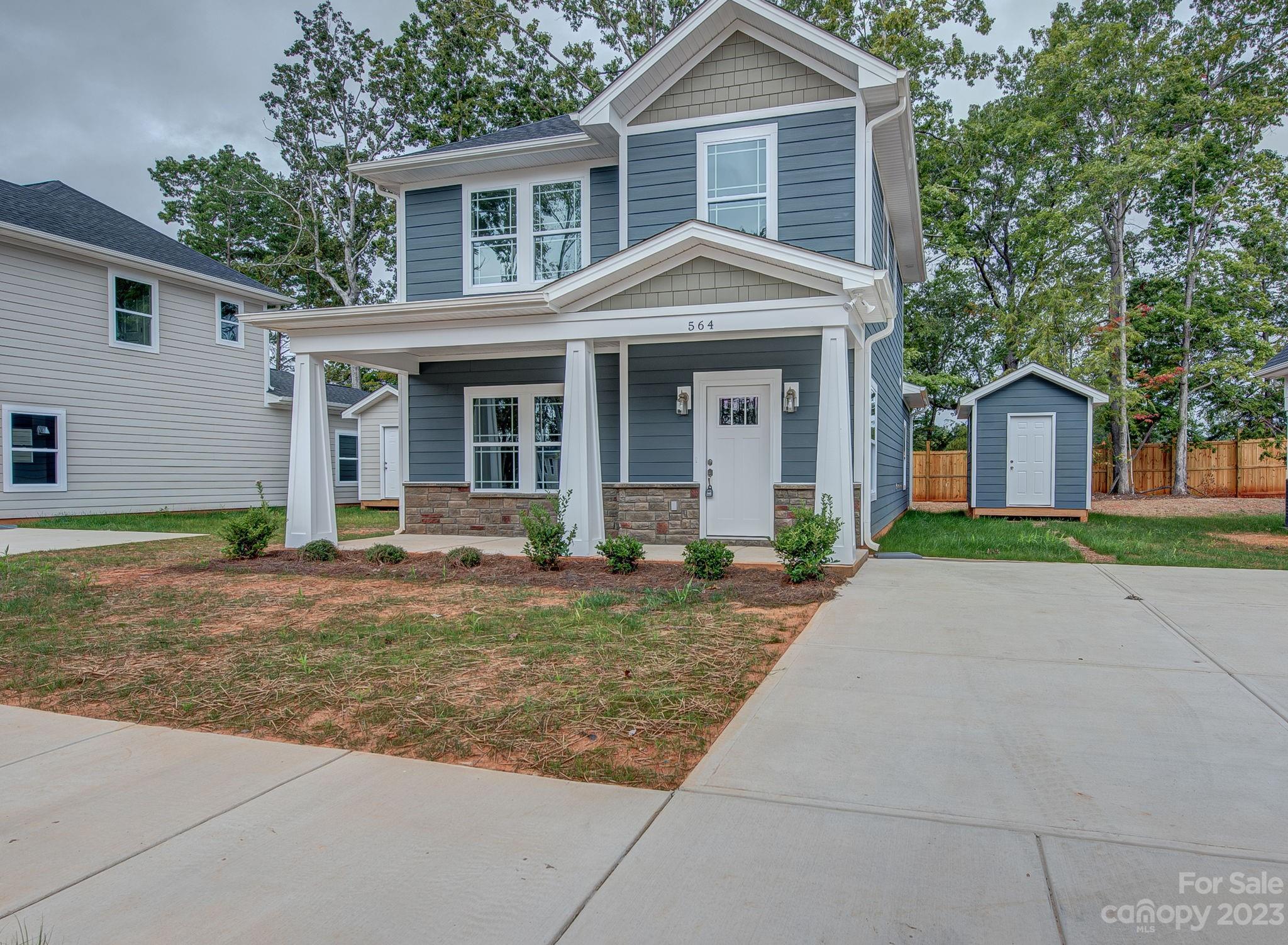 564 Geneva Circle