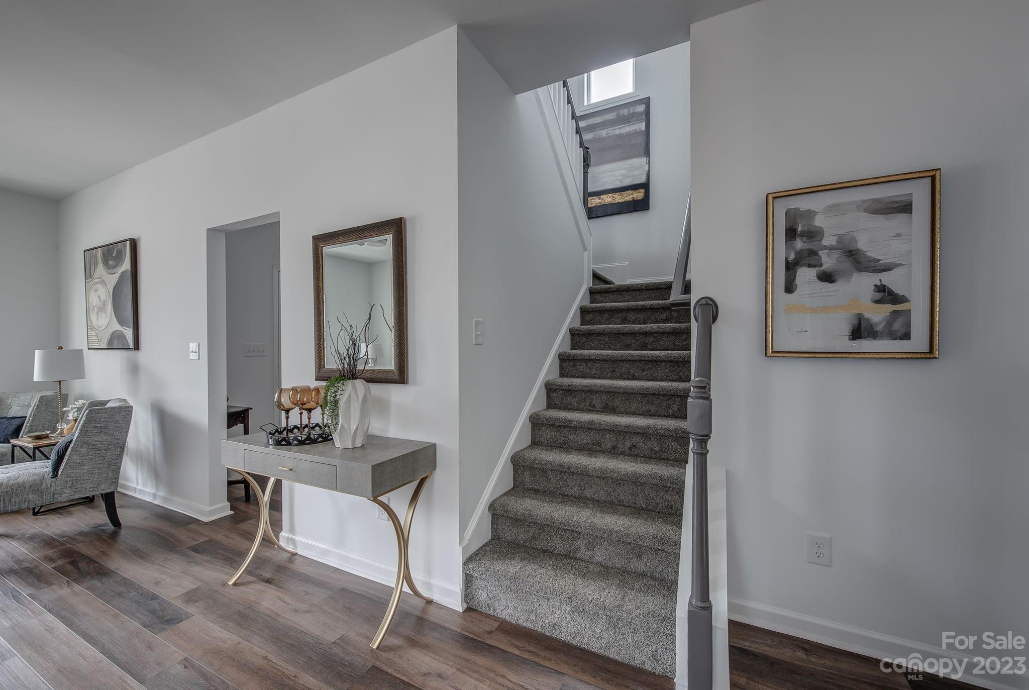 506 Geneva Circle