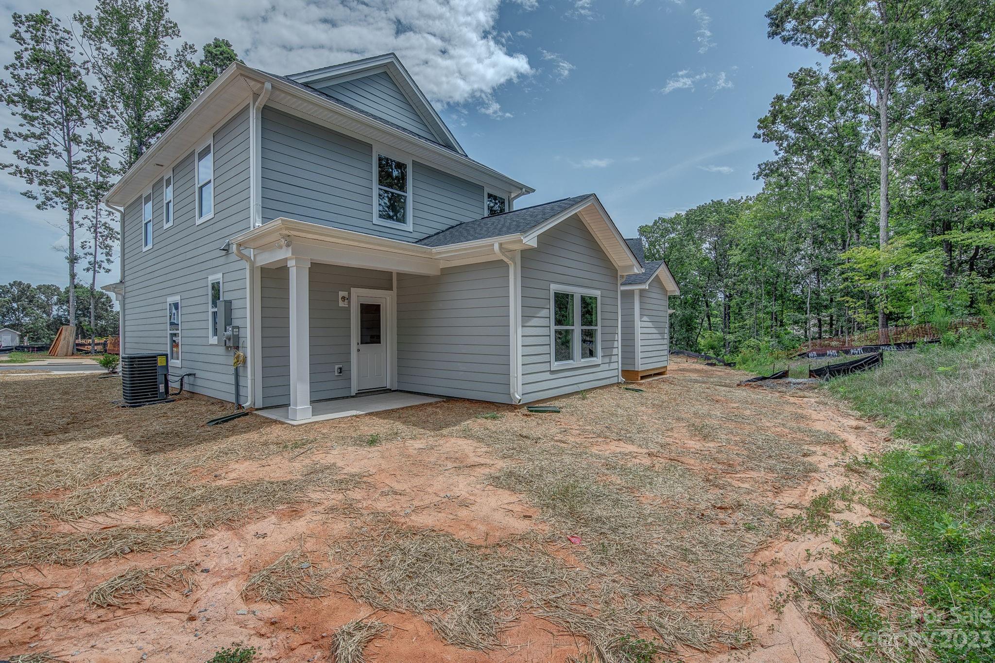 506 Geneva Circle