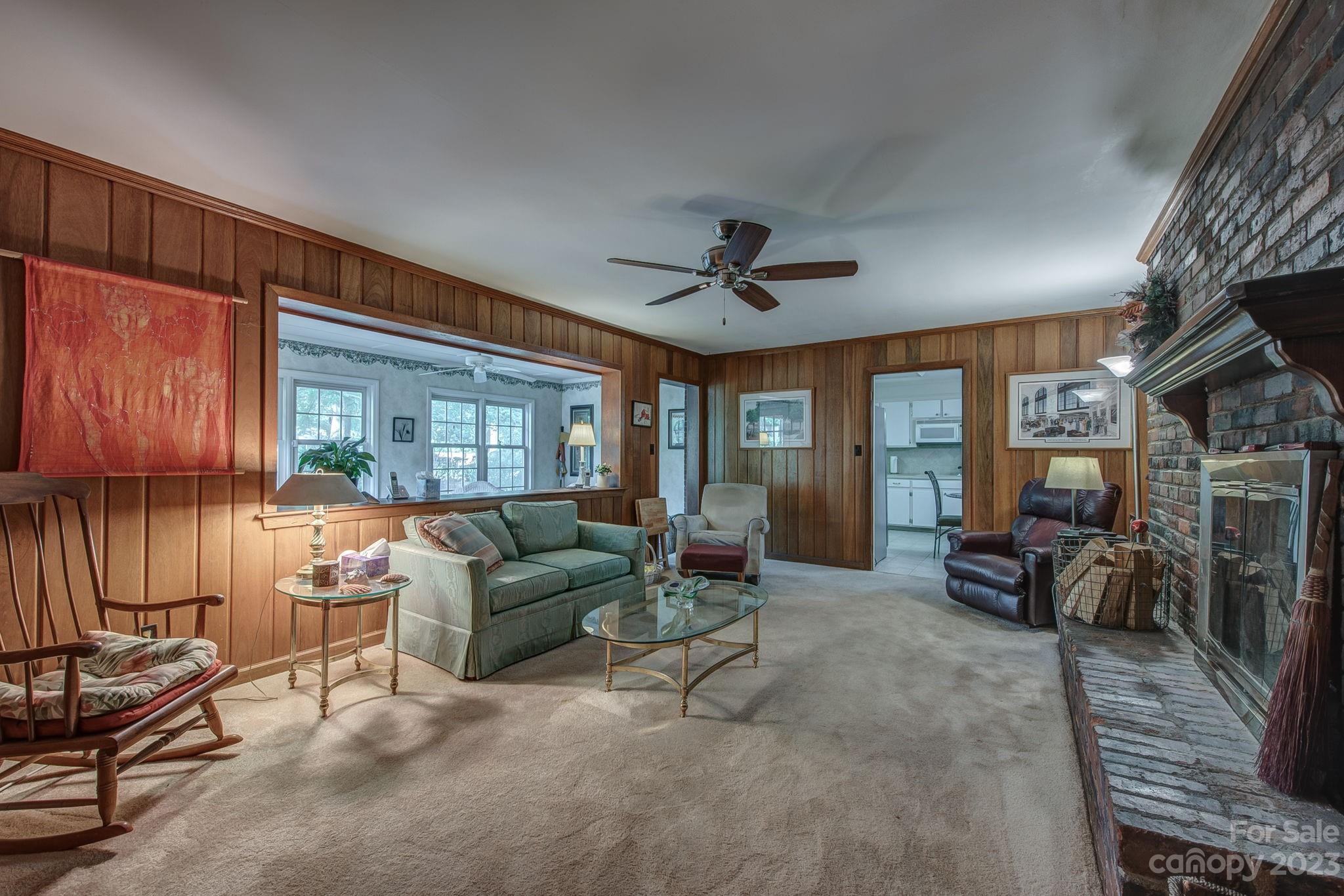 1105 Dumbarton Road