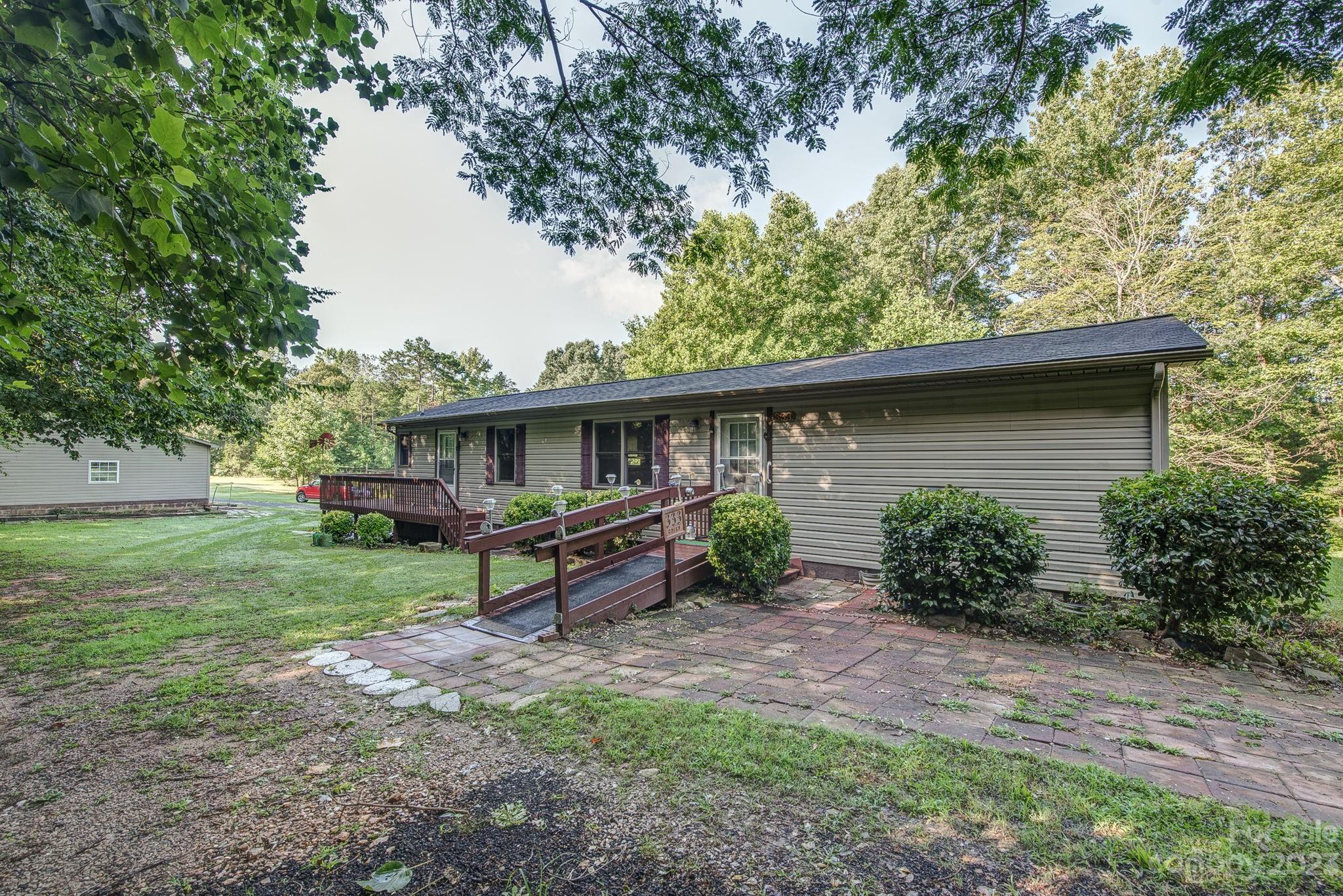 333 Crisp Road