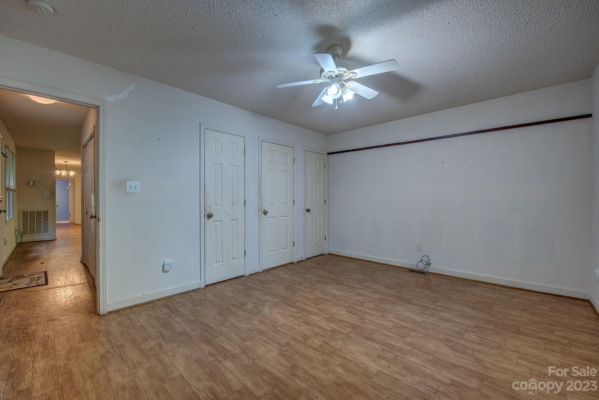 333 Crisp Road