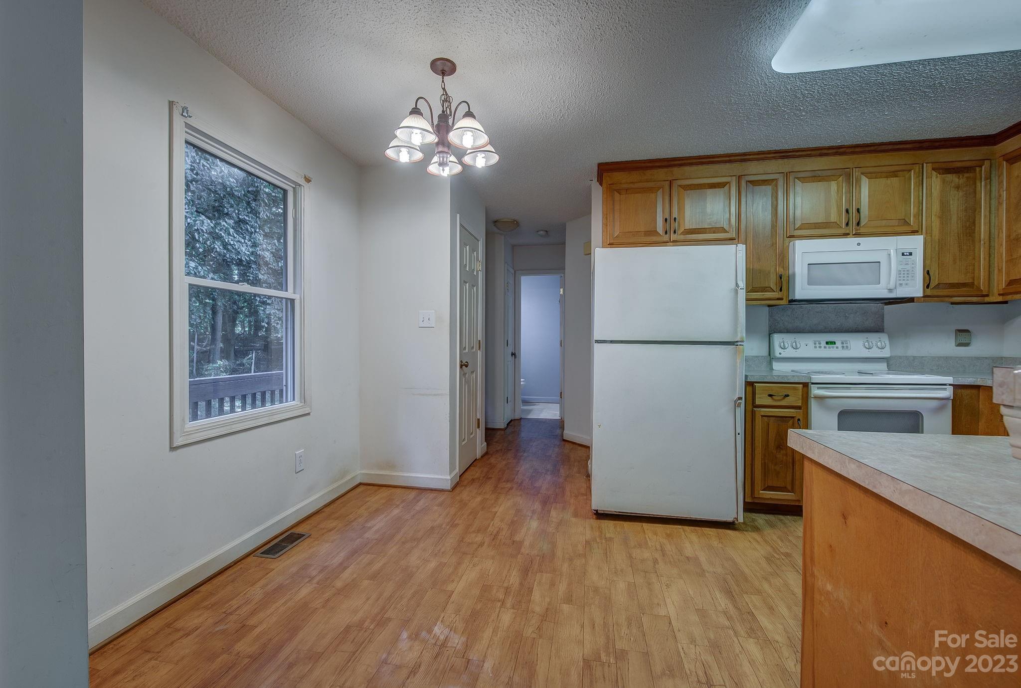 333 Crisp Road