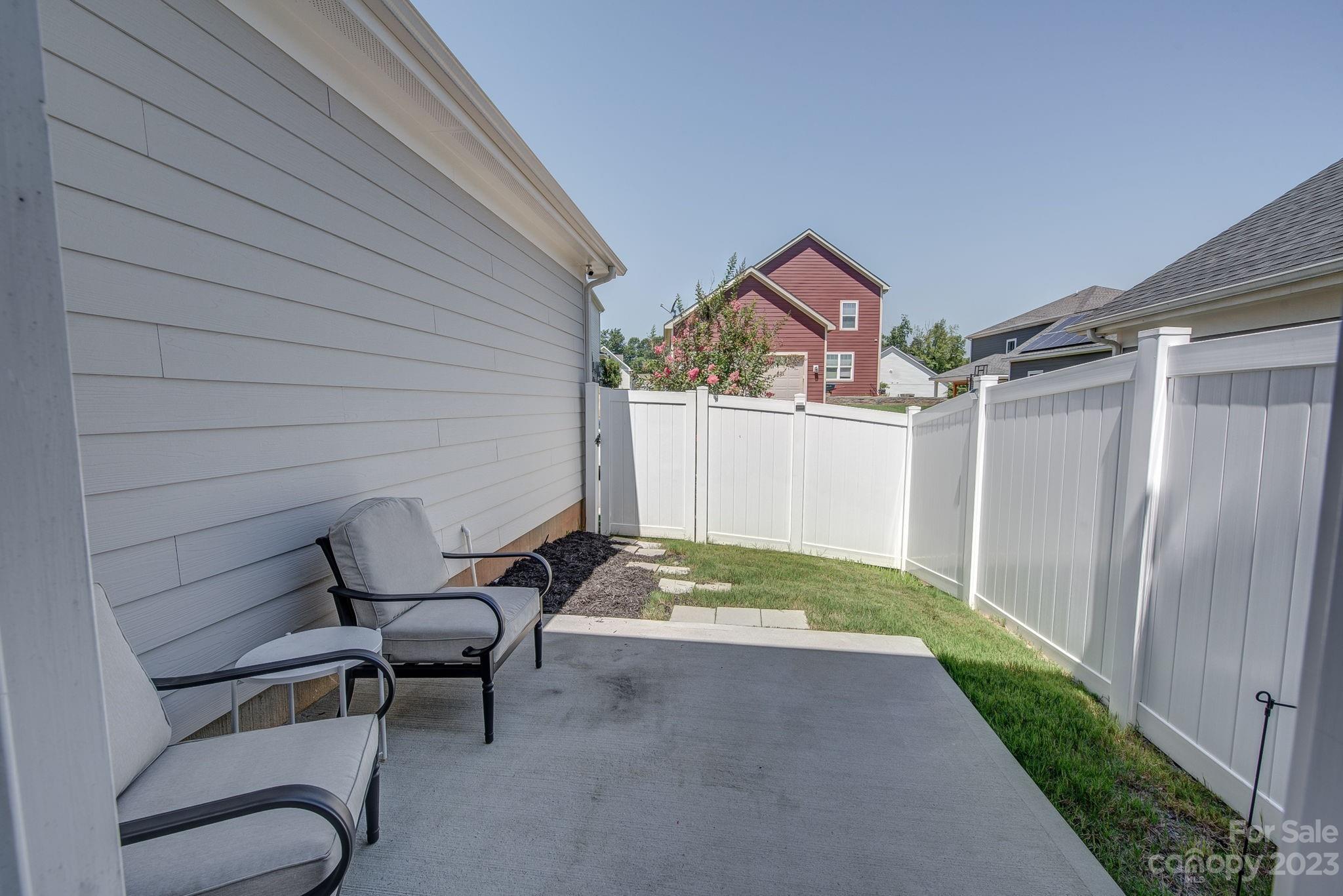 108 Keats Alley