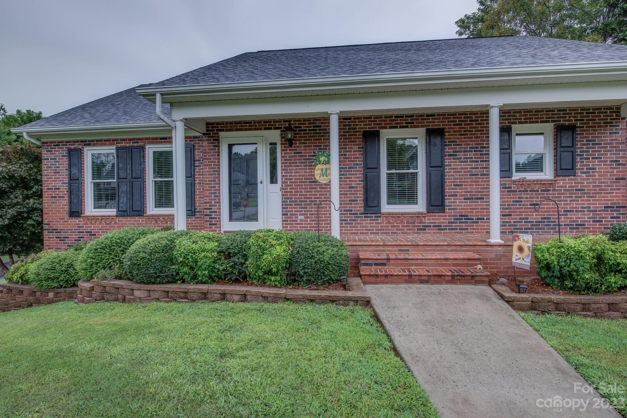 1549 Stallion Way