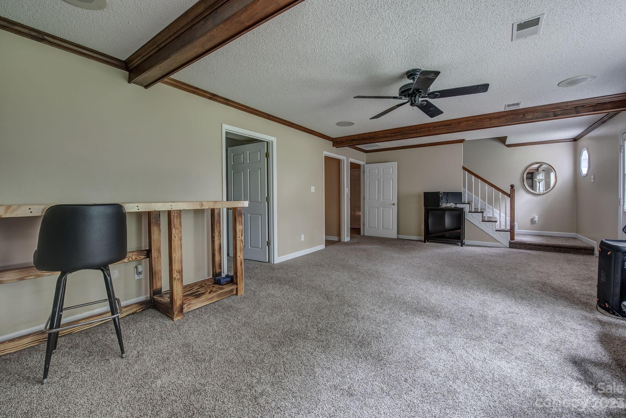 1549 Stallion Way