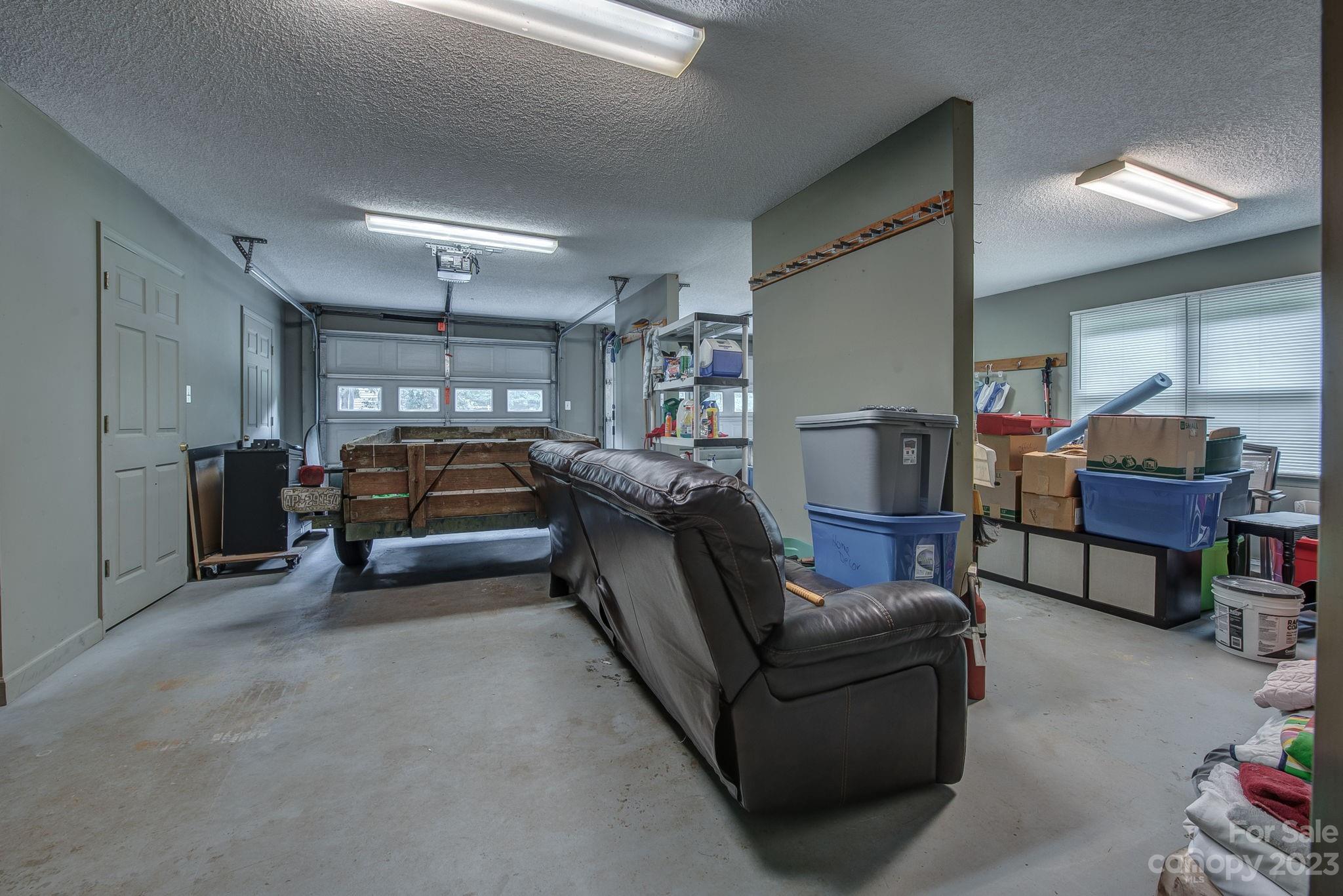 1549 Stallion Way