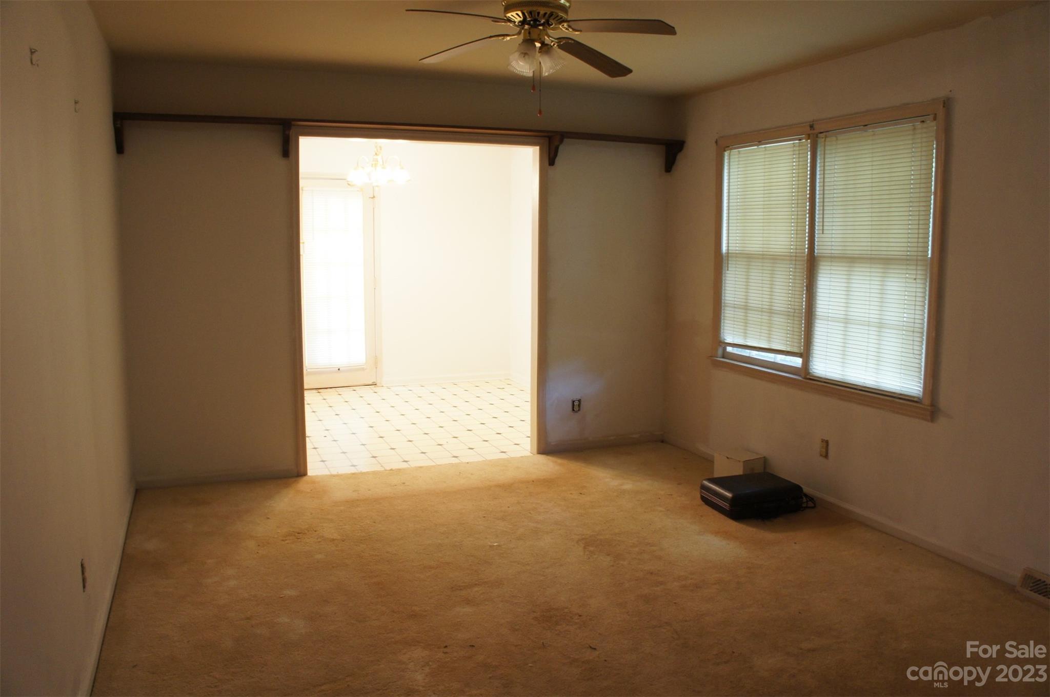 2200 Helen Drive