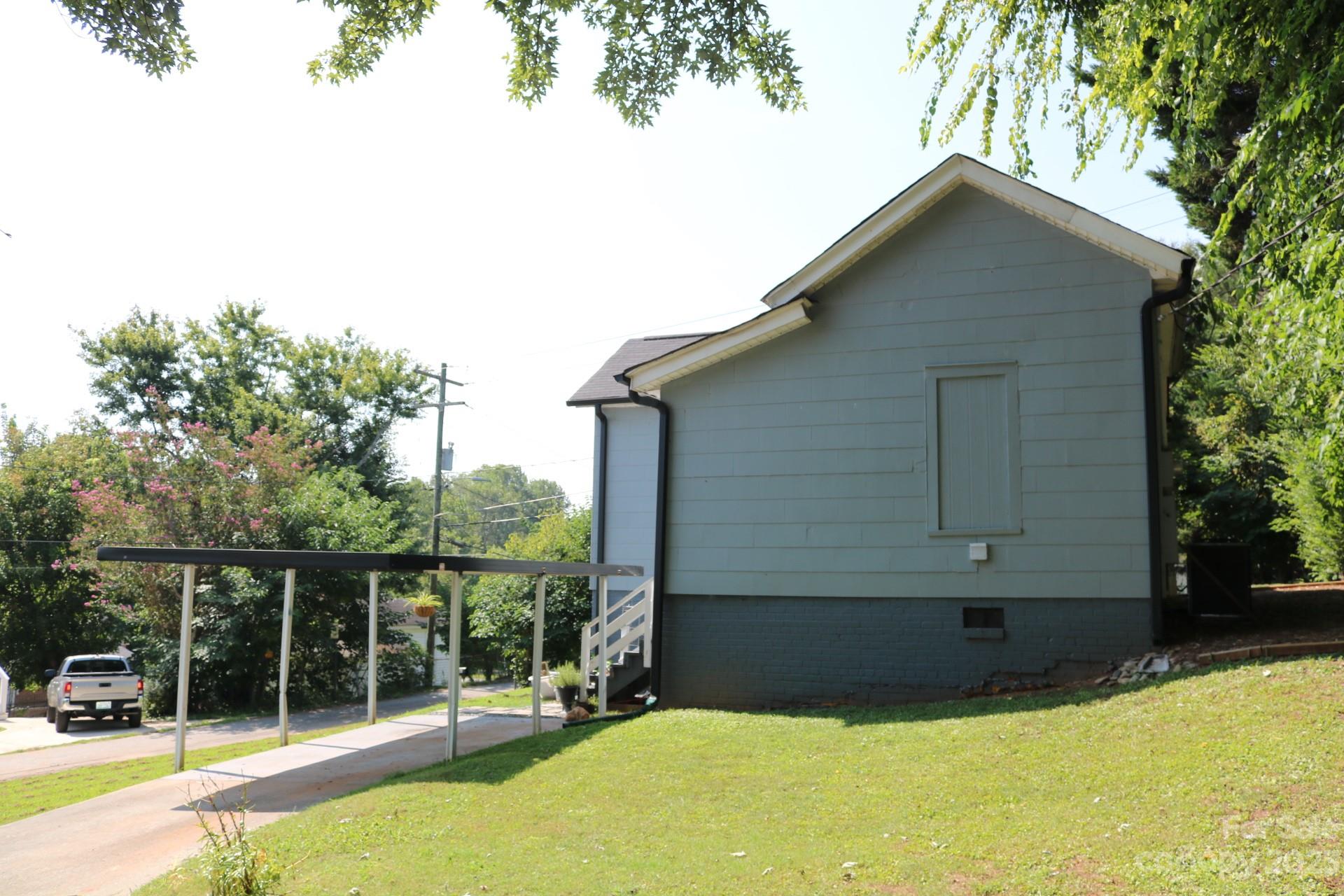 108 Dogwood Street