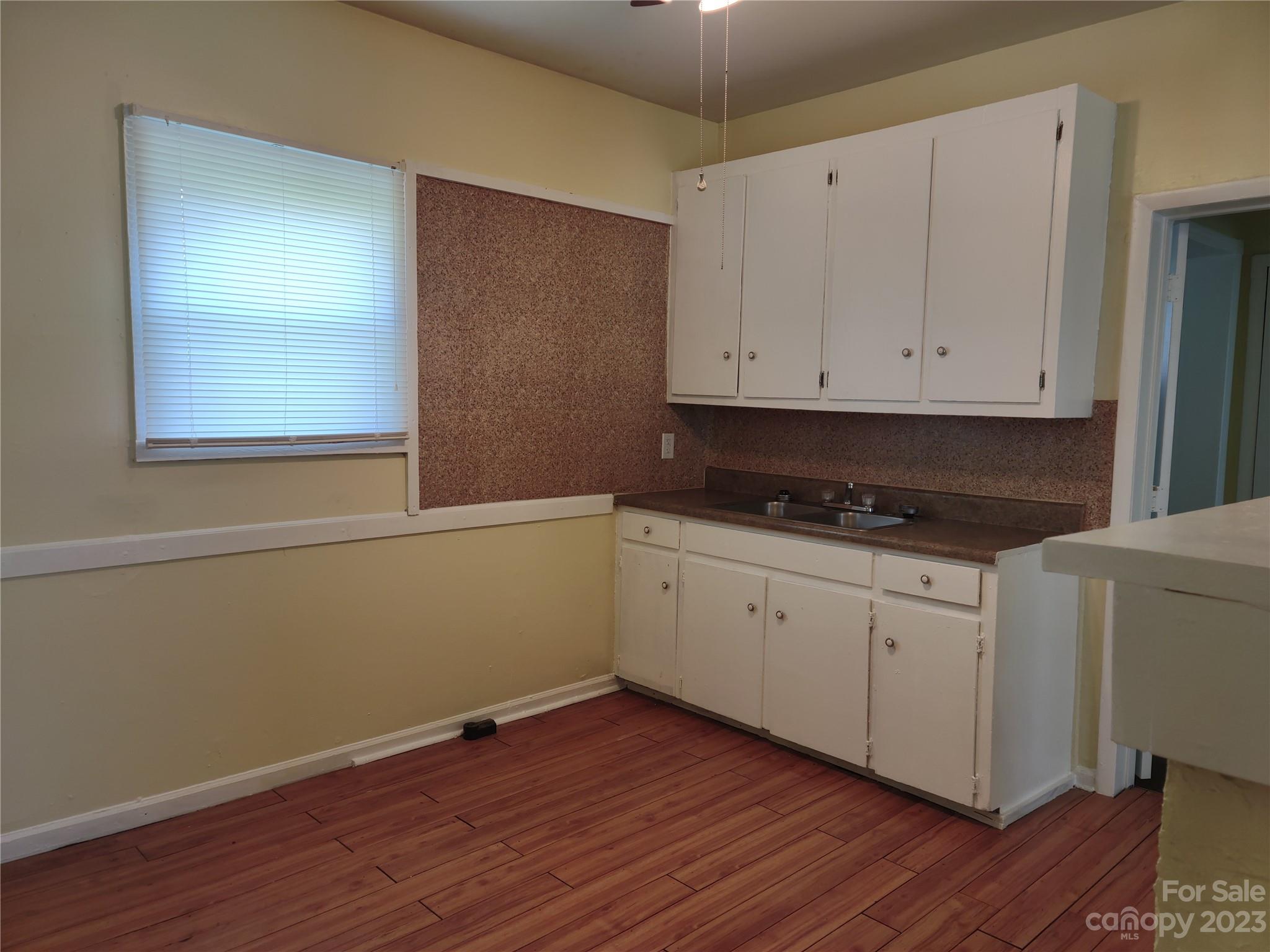405 S 12th Street