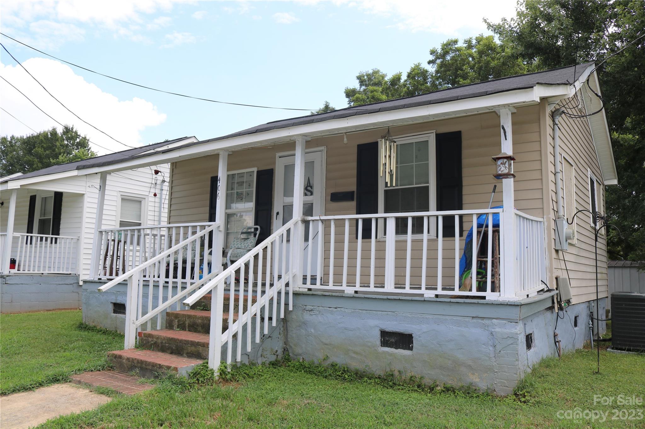 406 and 408 E Washington Avenue