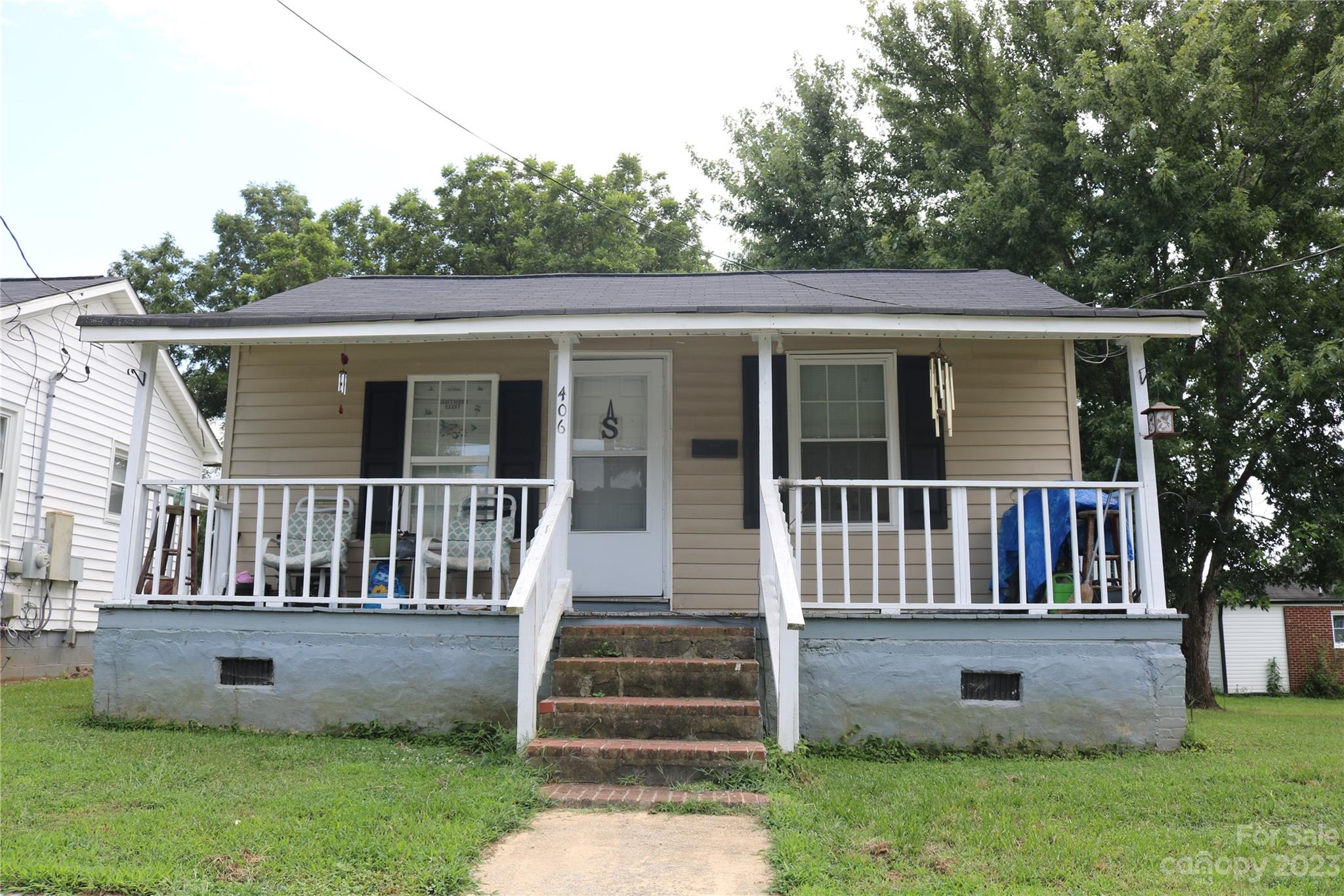 406 and 408 E Washington Avenue