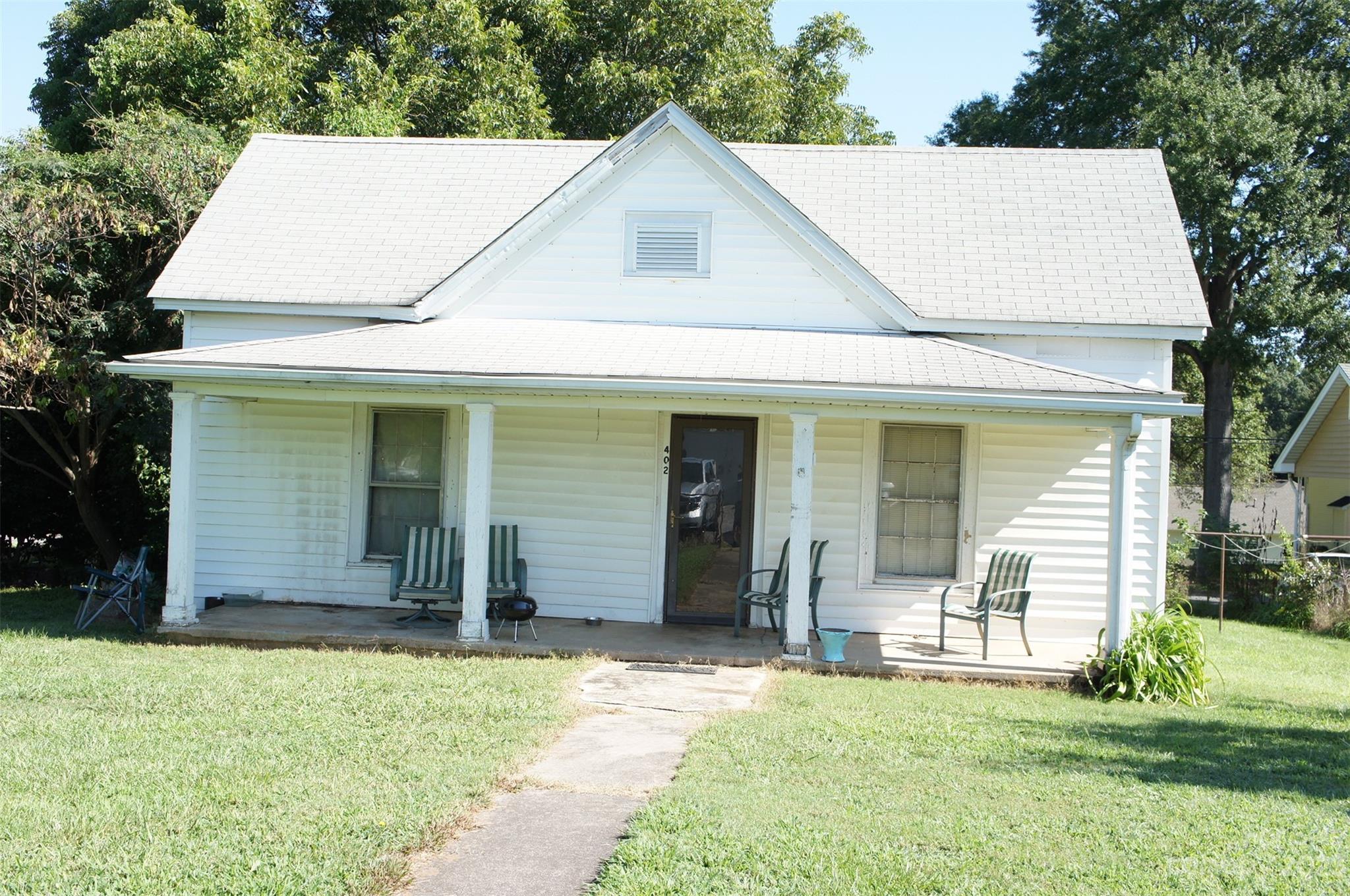 402 Church Street