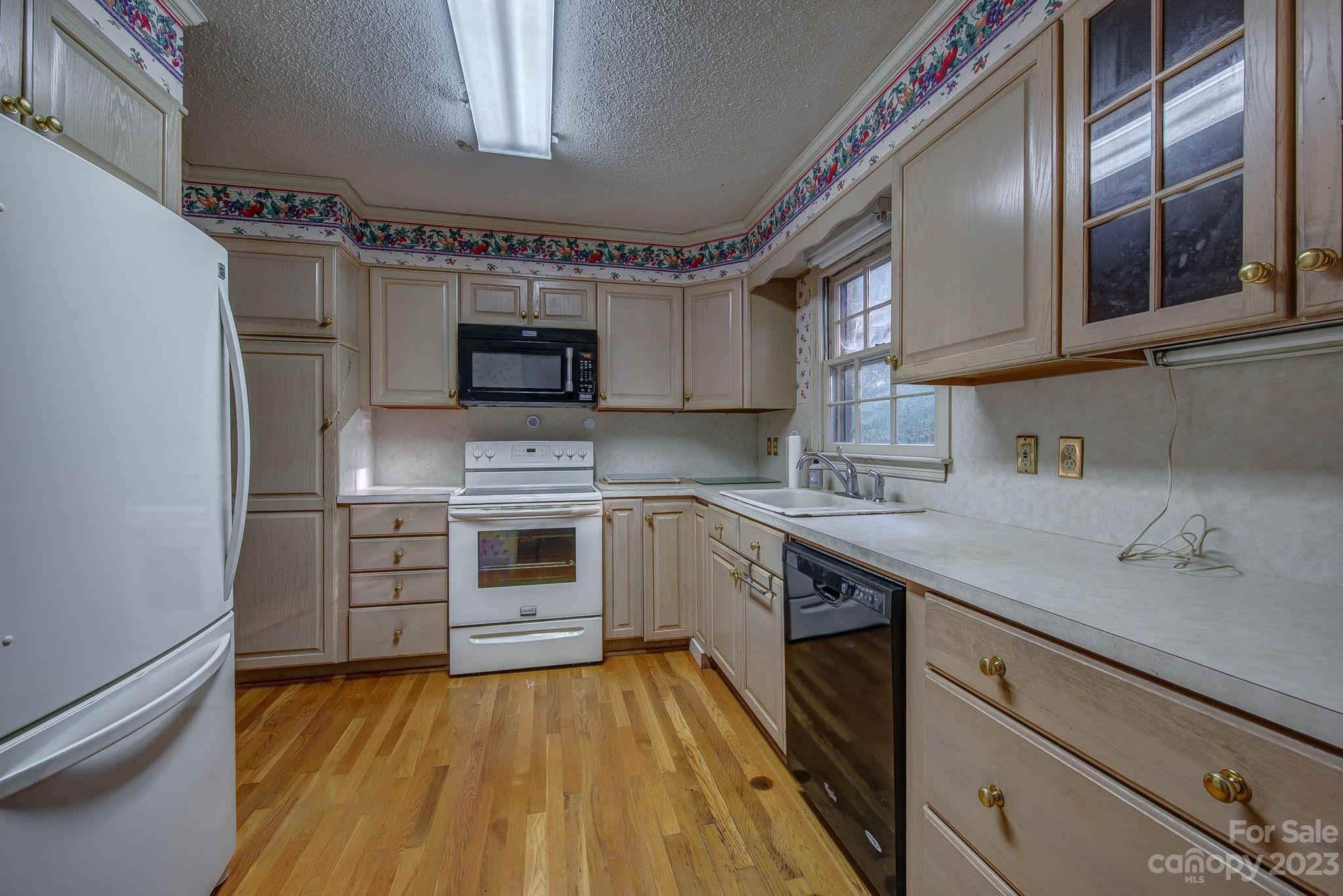 1610 Anthony Drive