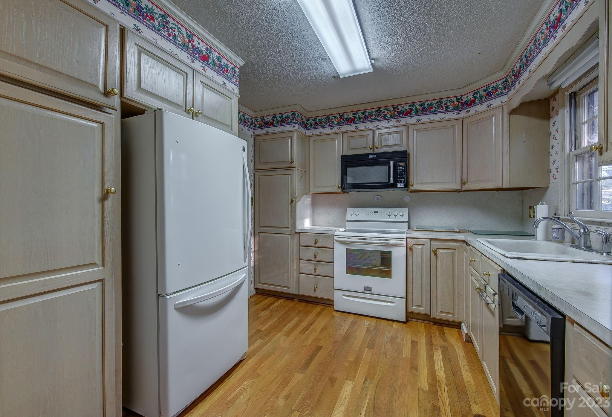 1610 Anthony Drive