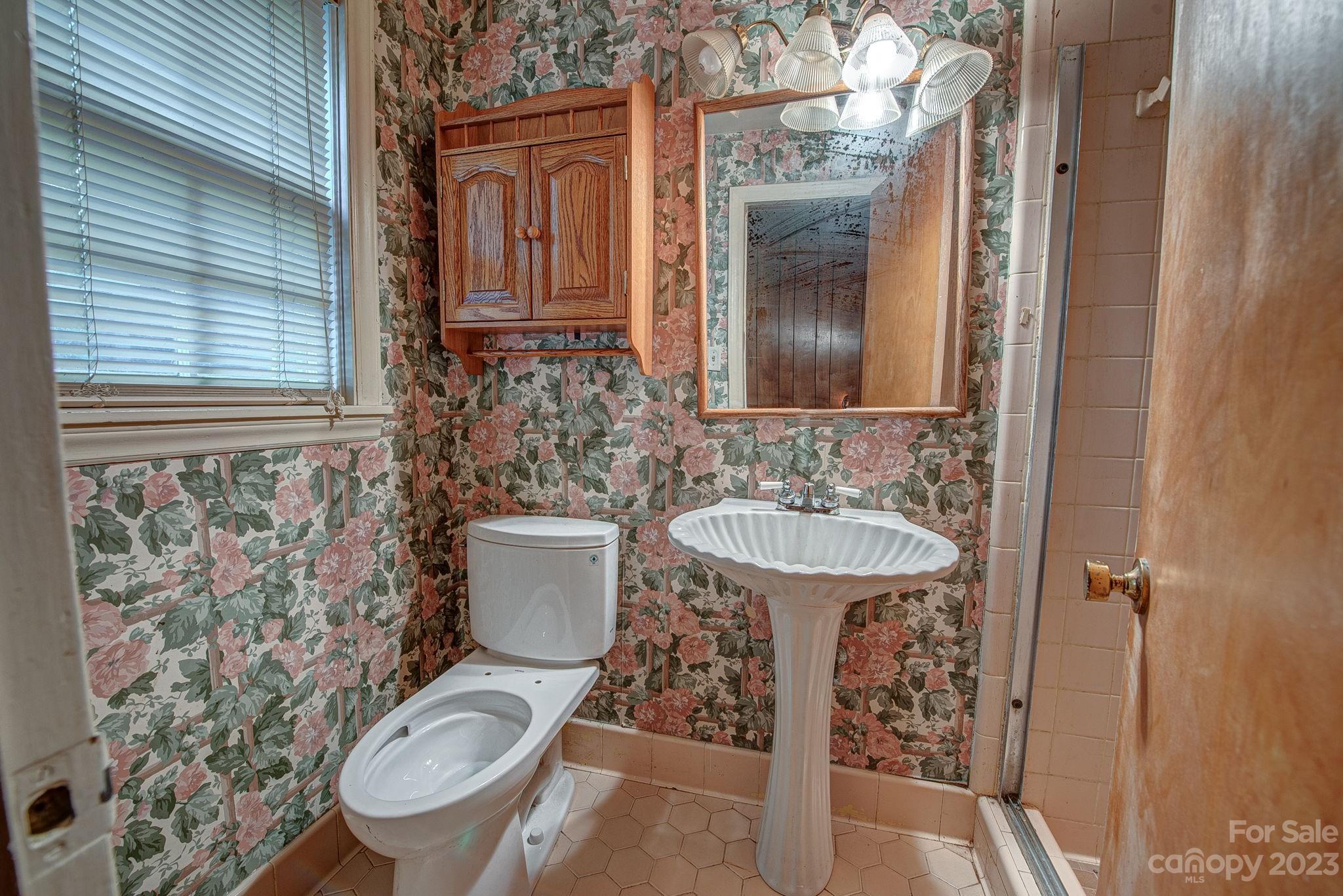 1610 Anthony Drive