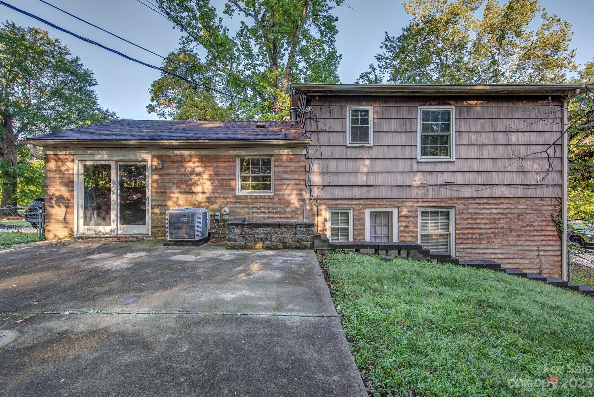 1610 Anthony Drive