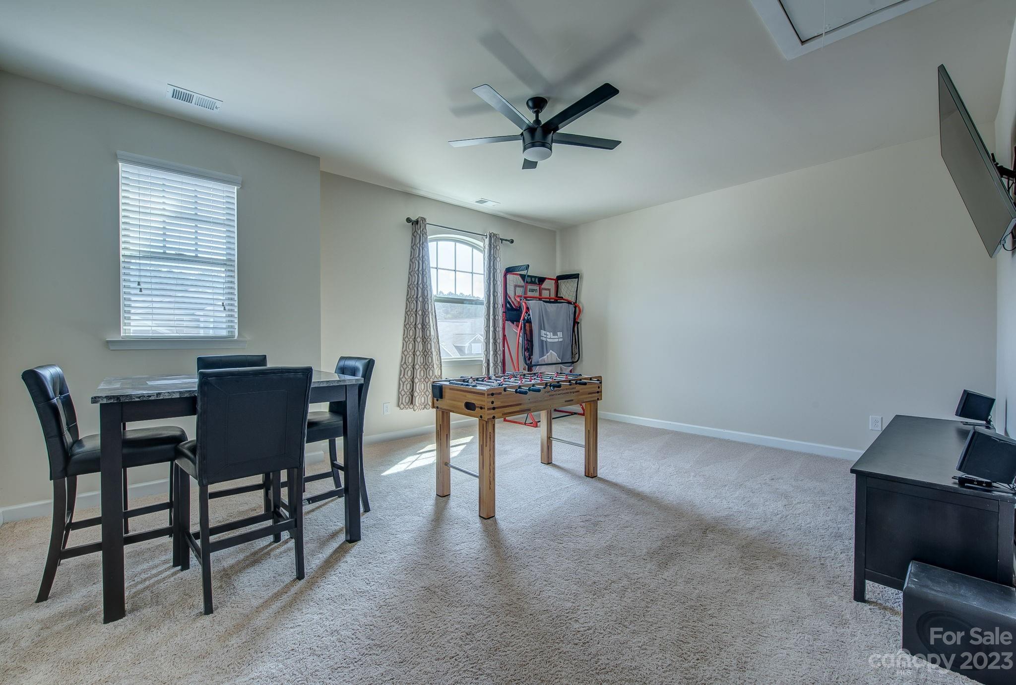 16122 Kelby Cove