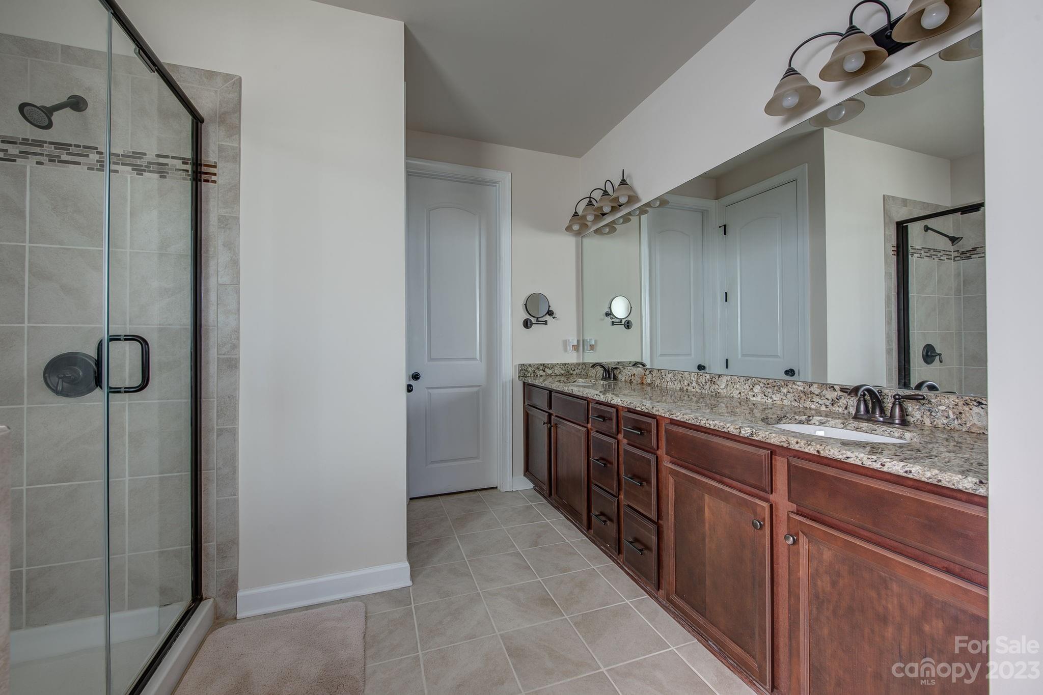 16122 Kelby Cove