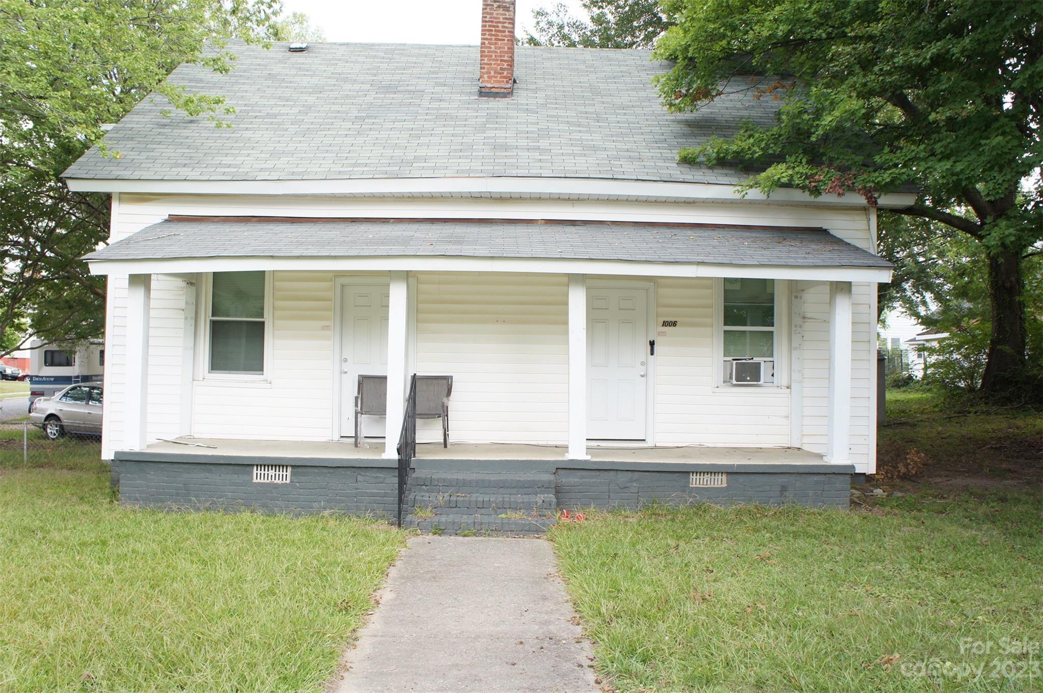 1006 W 2nd Avenue