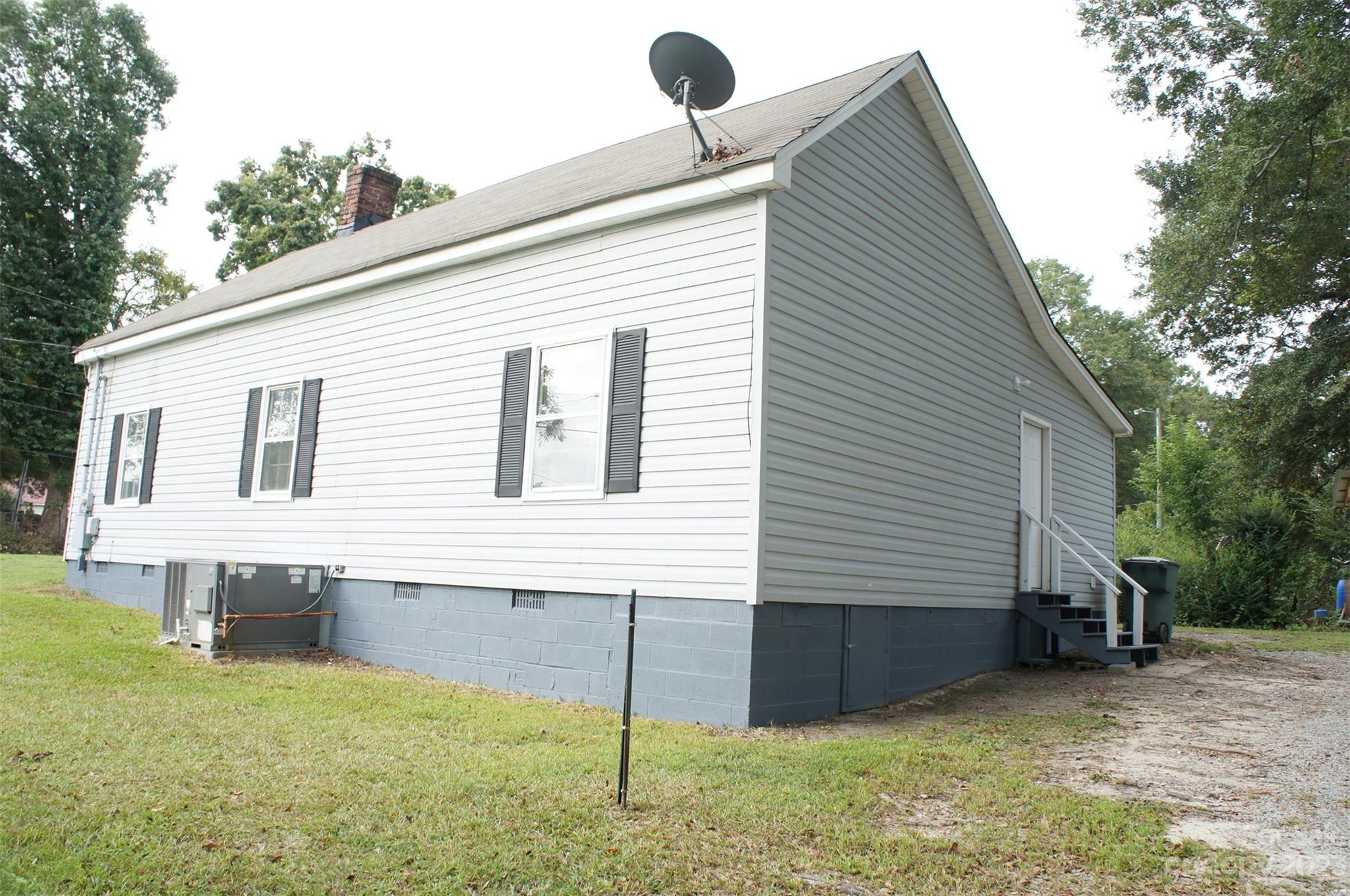 413 Flint Street
