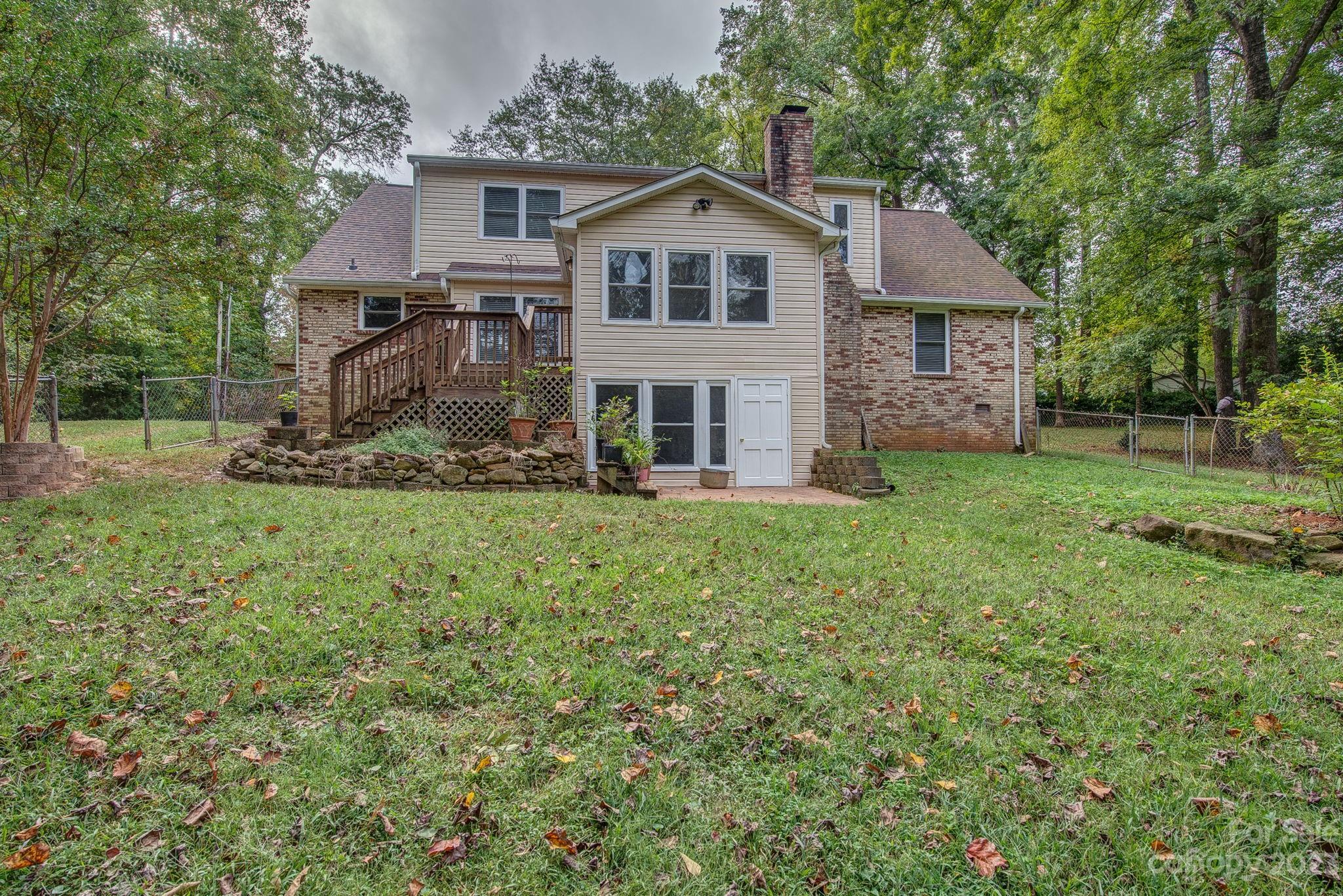 339 Whitethorn Drive