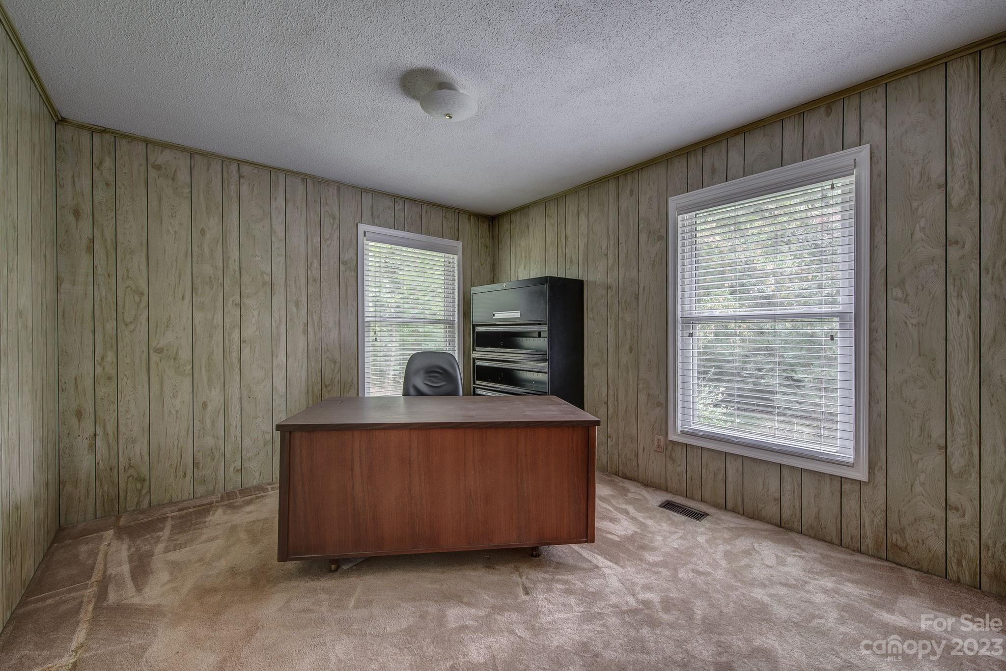 339 Whitethorn Drive