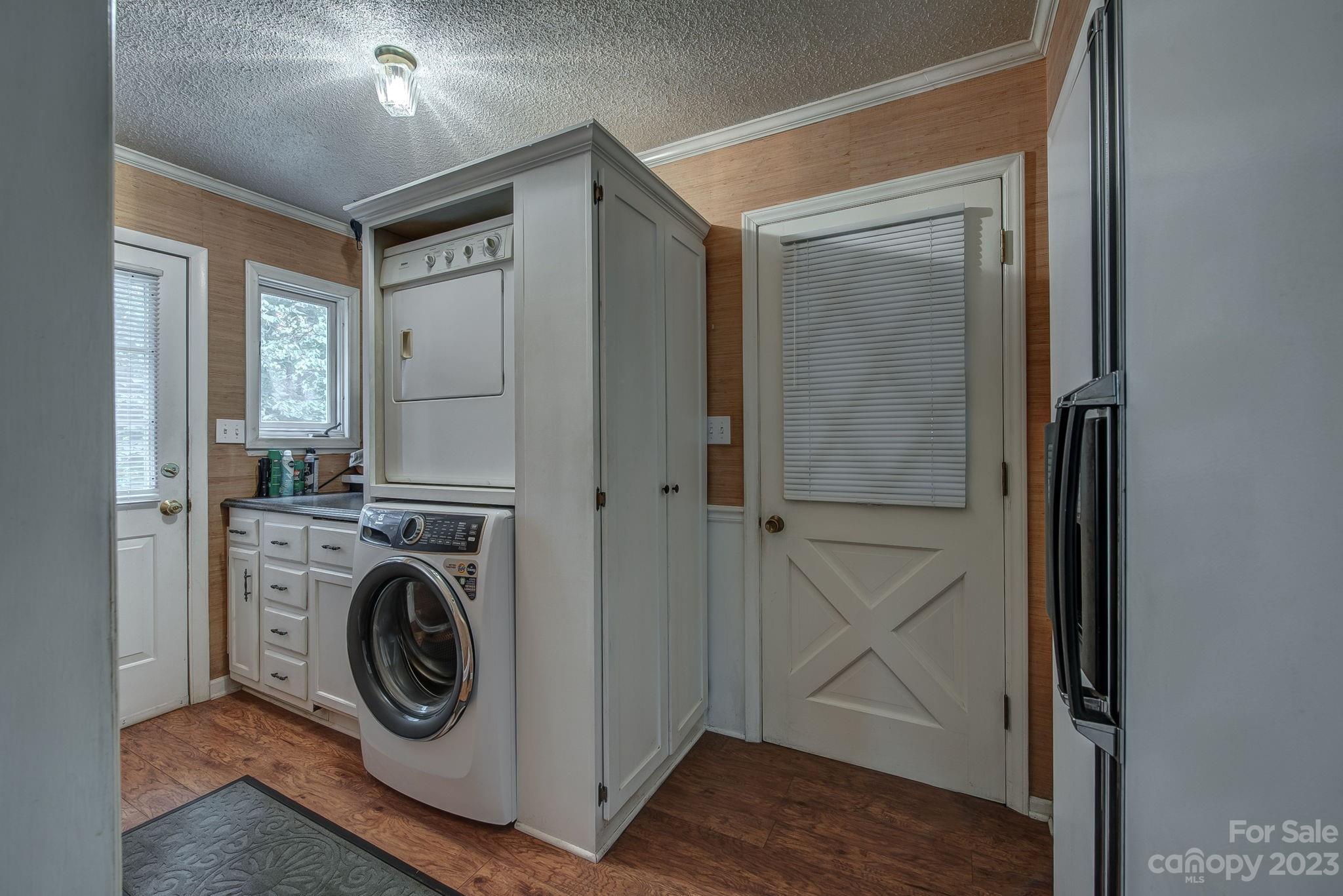 339 Whitethorn Drive