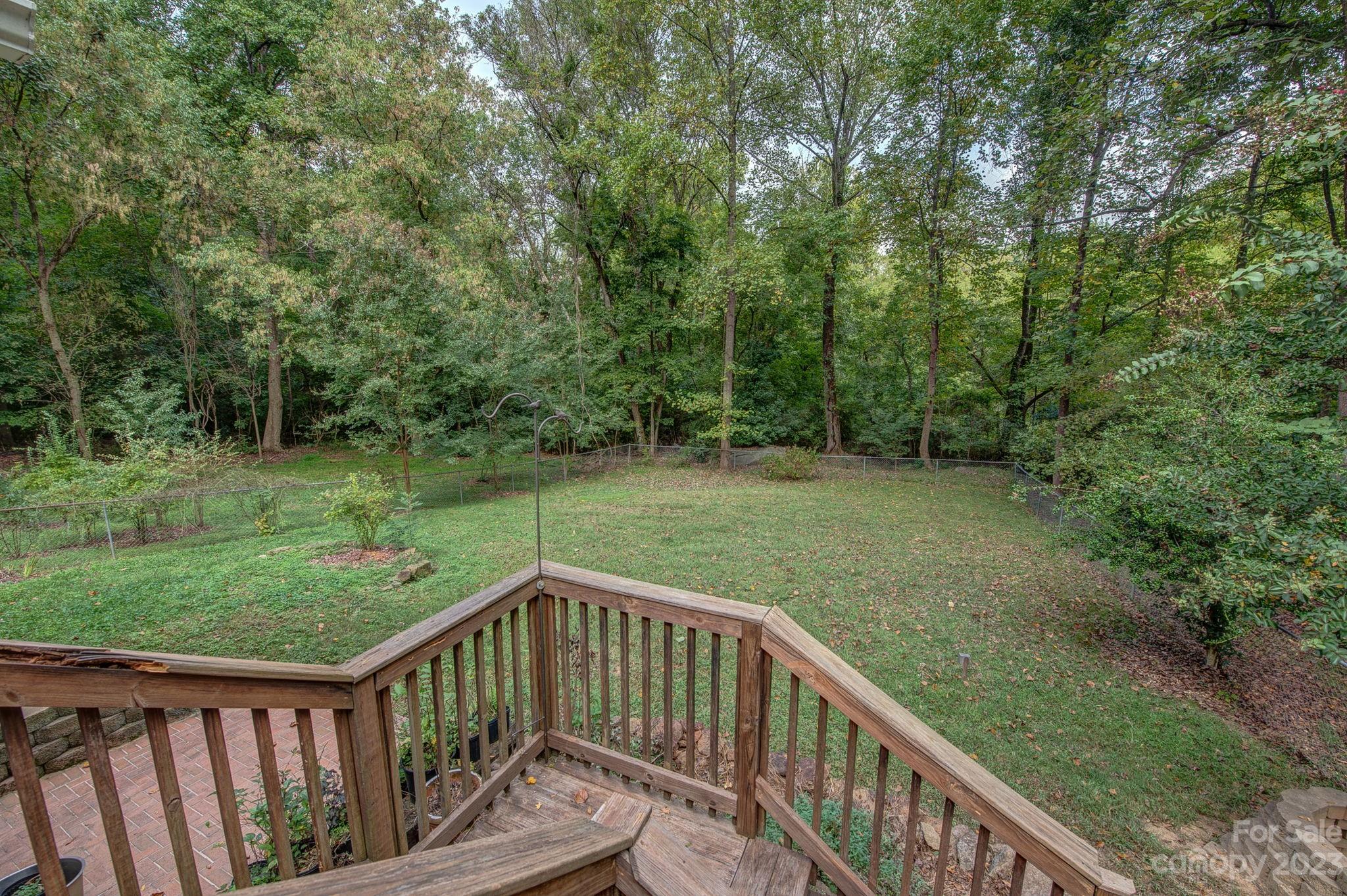 339 Whitethorn Drive
