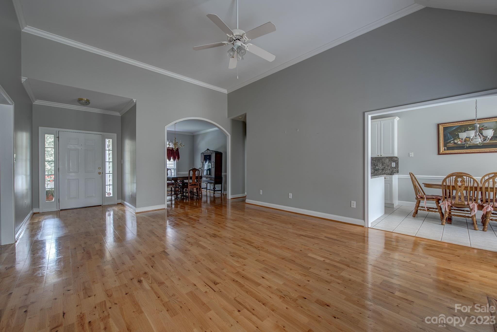 1621 Iverness Court