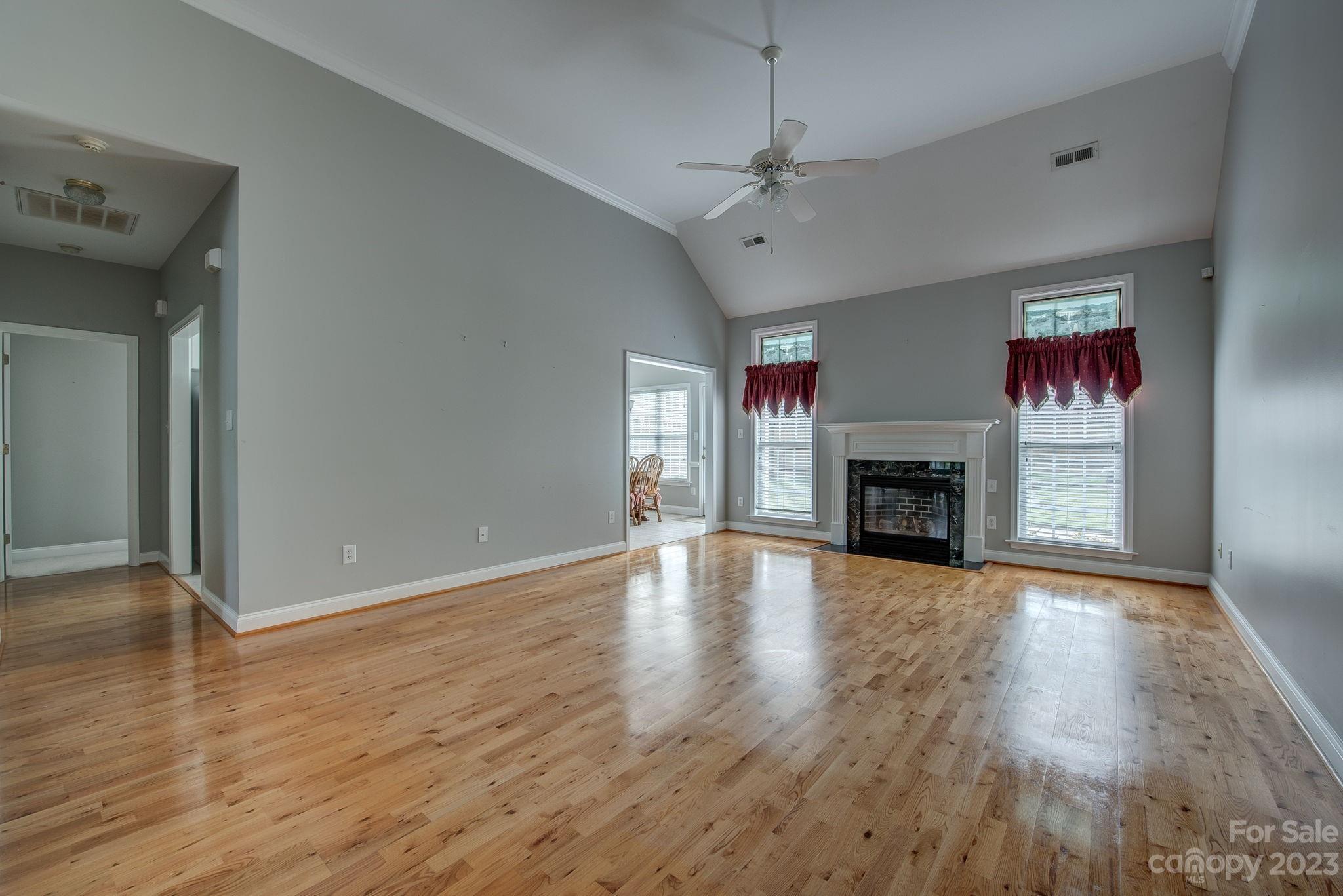 1621 Iverness Court