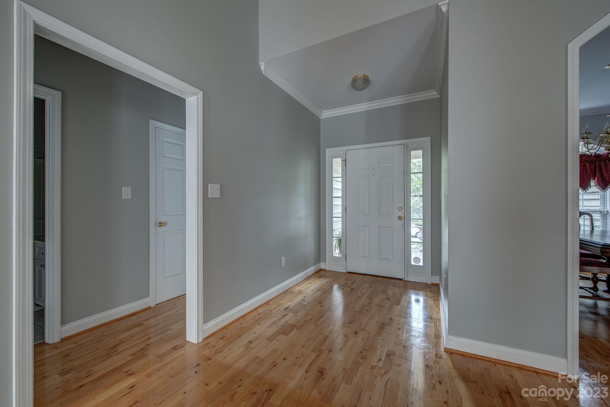 1621 Iverness Court