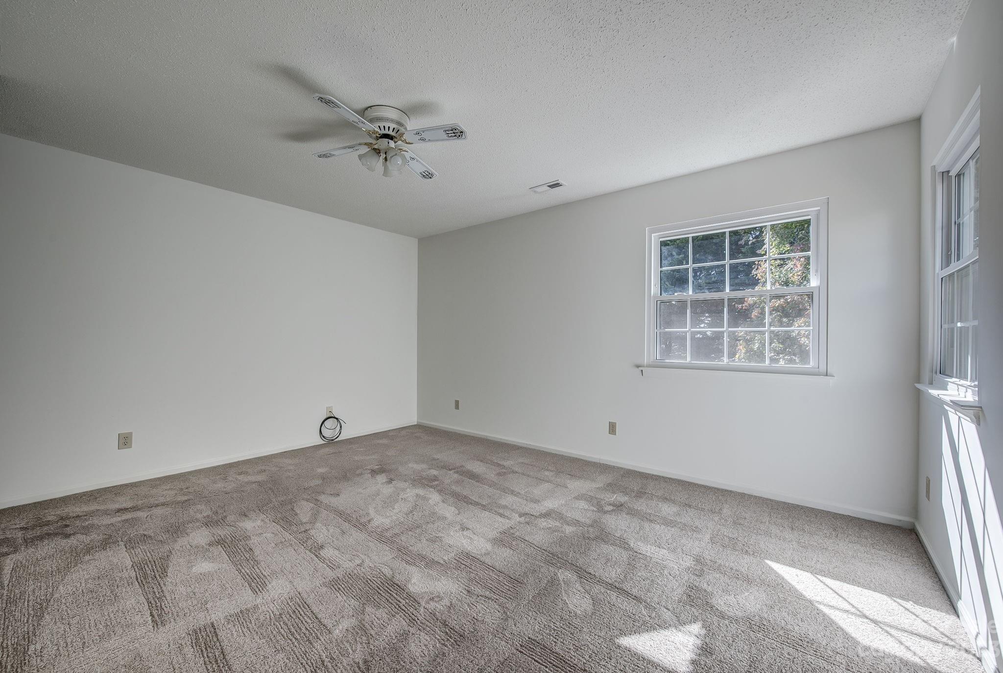 1662 Robins Nest Court Unit: B