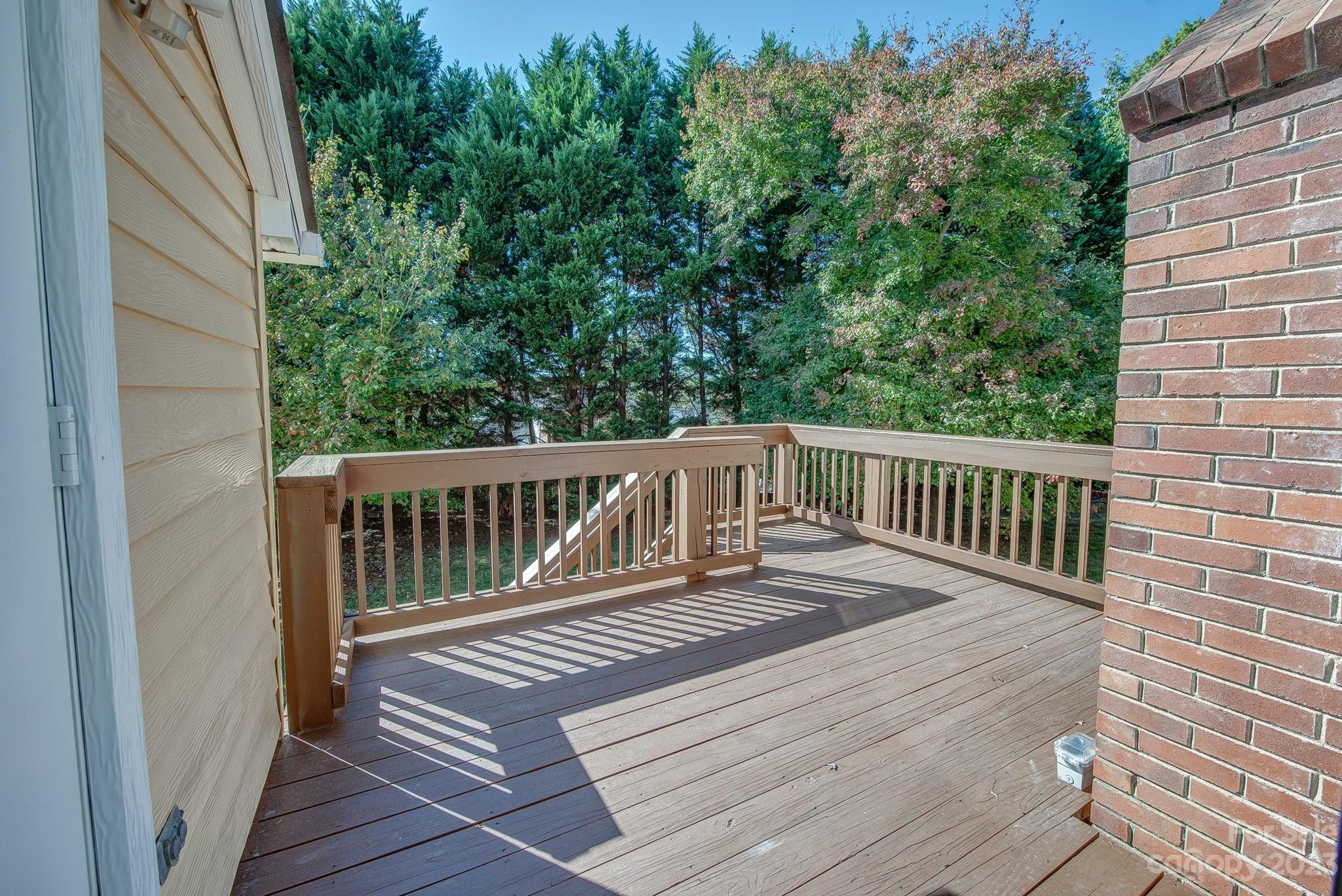 1662 Robins Nest Court Unit: B