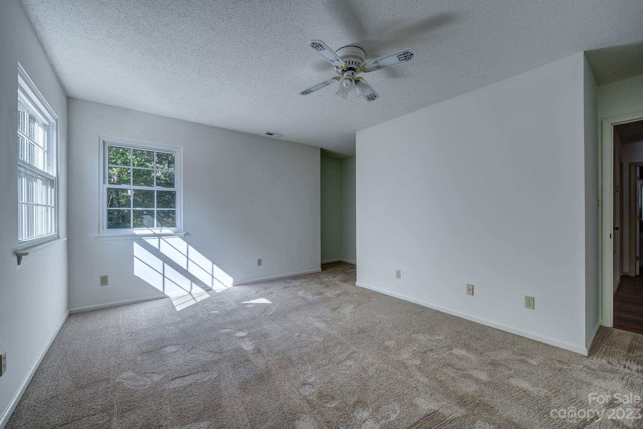 1662 Robins Nest Court Unit: B